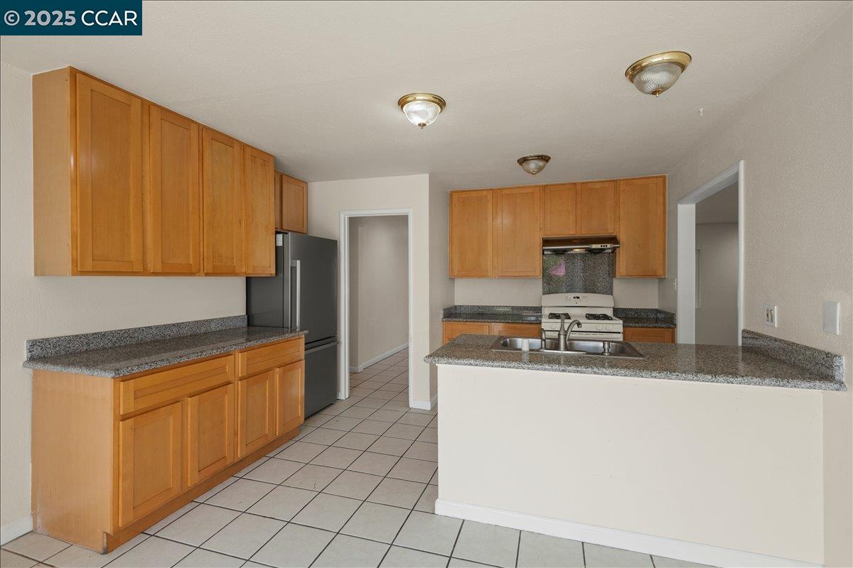 Detail Gallery Image 9 of 23 For 177 Brophy St, American Canyon,  CA 94503 - 4 Beds | 2 Baths