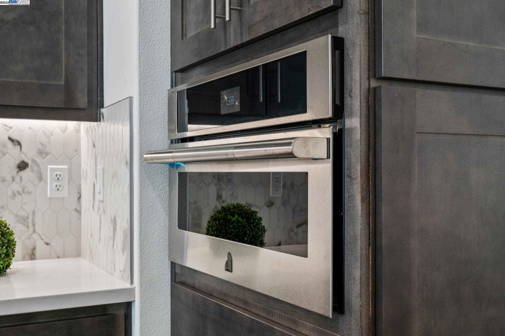 Detail Gallery Image 9 of 27 For 3479 Client Cmn, Fremont,  CA 94538 - 2 Beds | 2/1 Baths