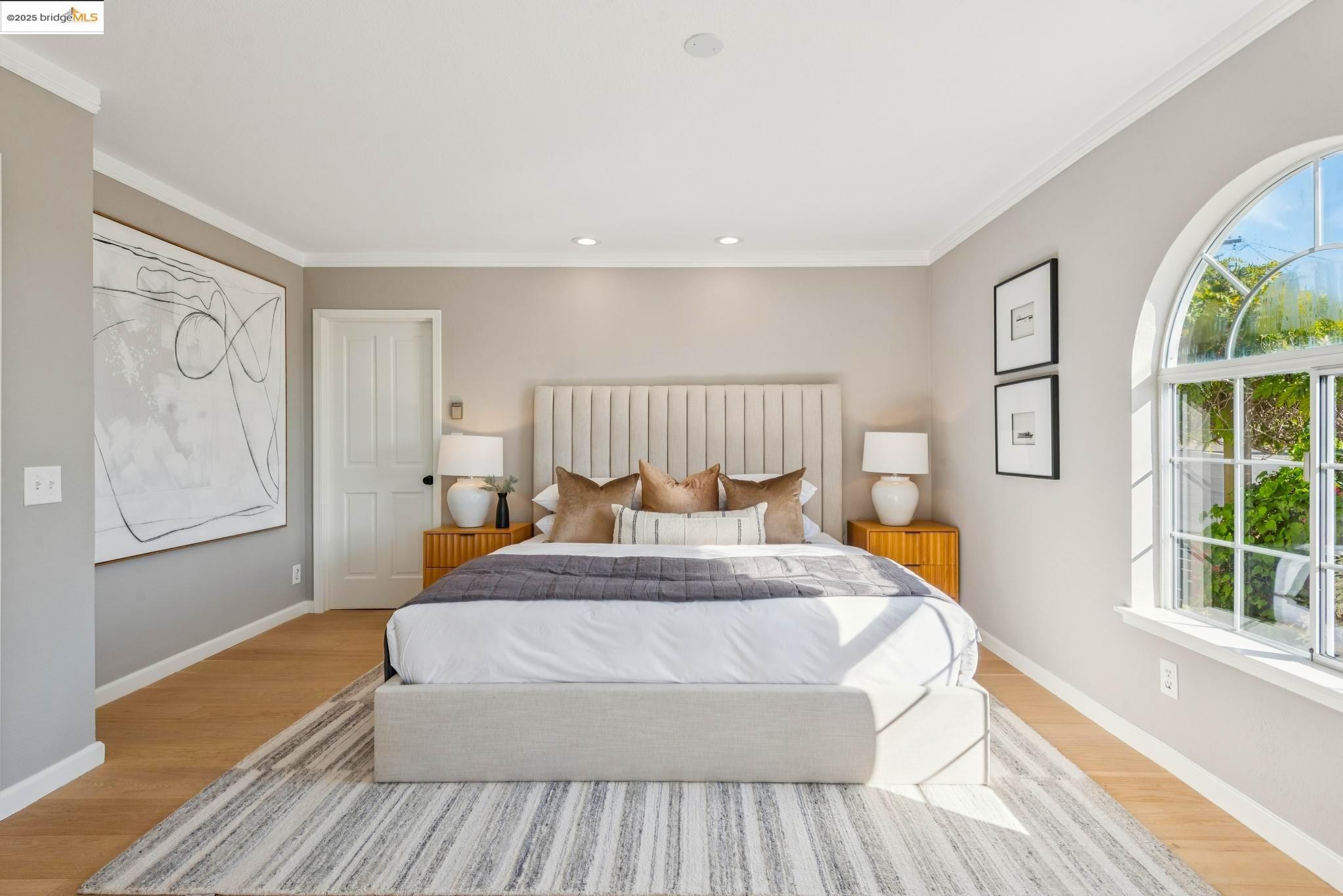 Detail Gallery Image 25 of 56 For 1942 Leimert Blvd, Oakland,  CA 94602 - 3 Beds | 3 Baths