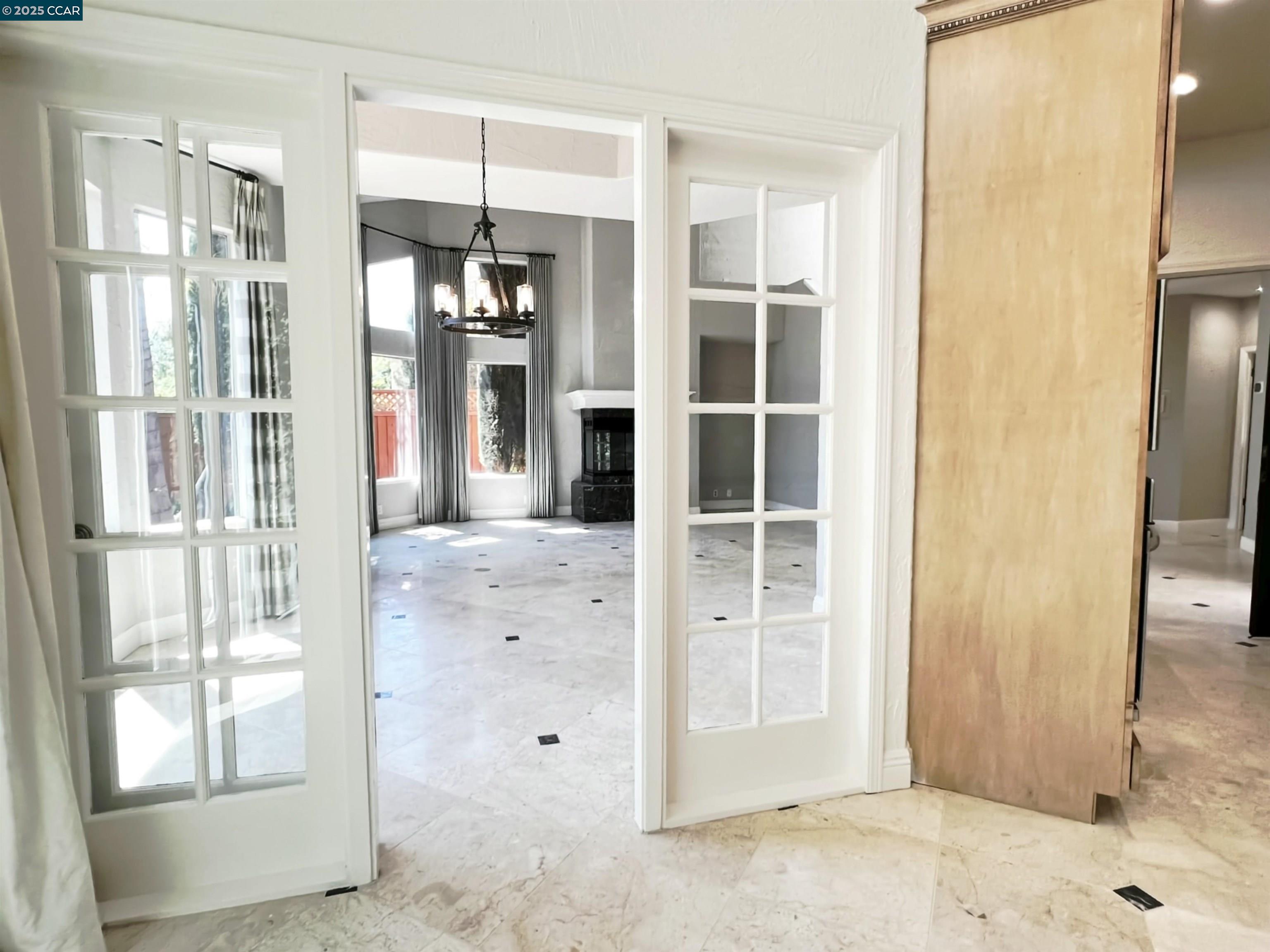 Detail Gallery Image 8 of 43 For 120 Cortona Dr, San Ramon,  CA 94582 - 3 Beds | 2 Baths