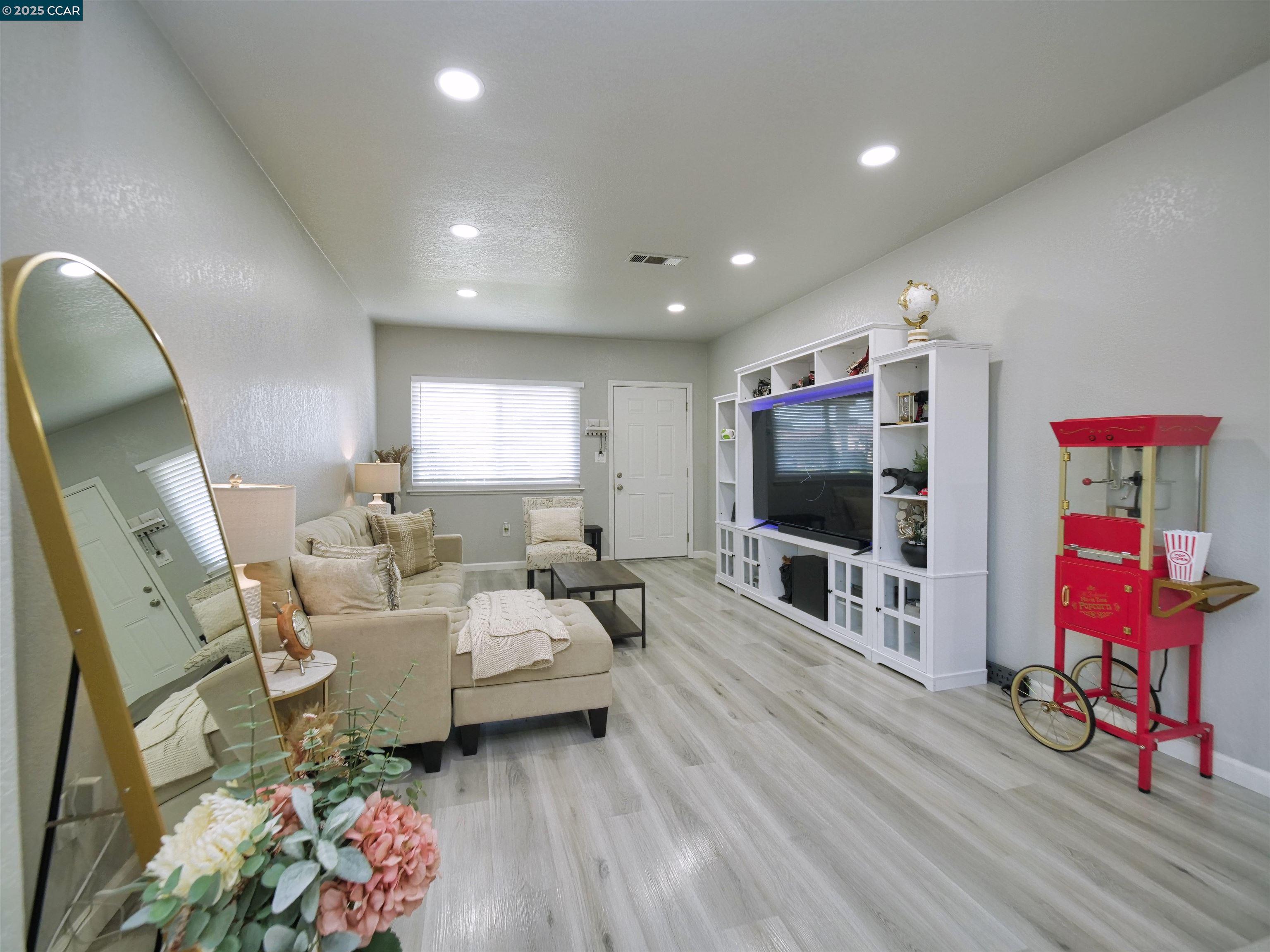 Detail Gallery Image 22 of 32 For 1485 Eastwood Avenue, Manteca,  CA 95336 - – Beds | – Baths