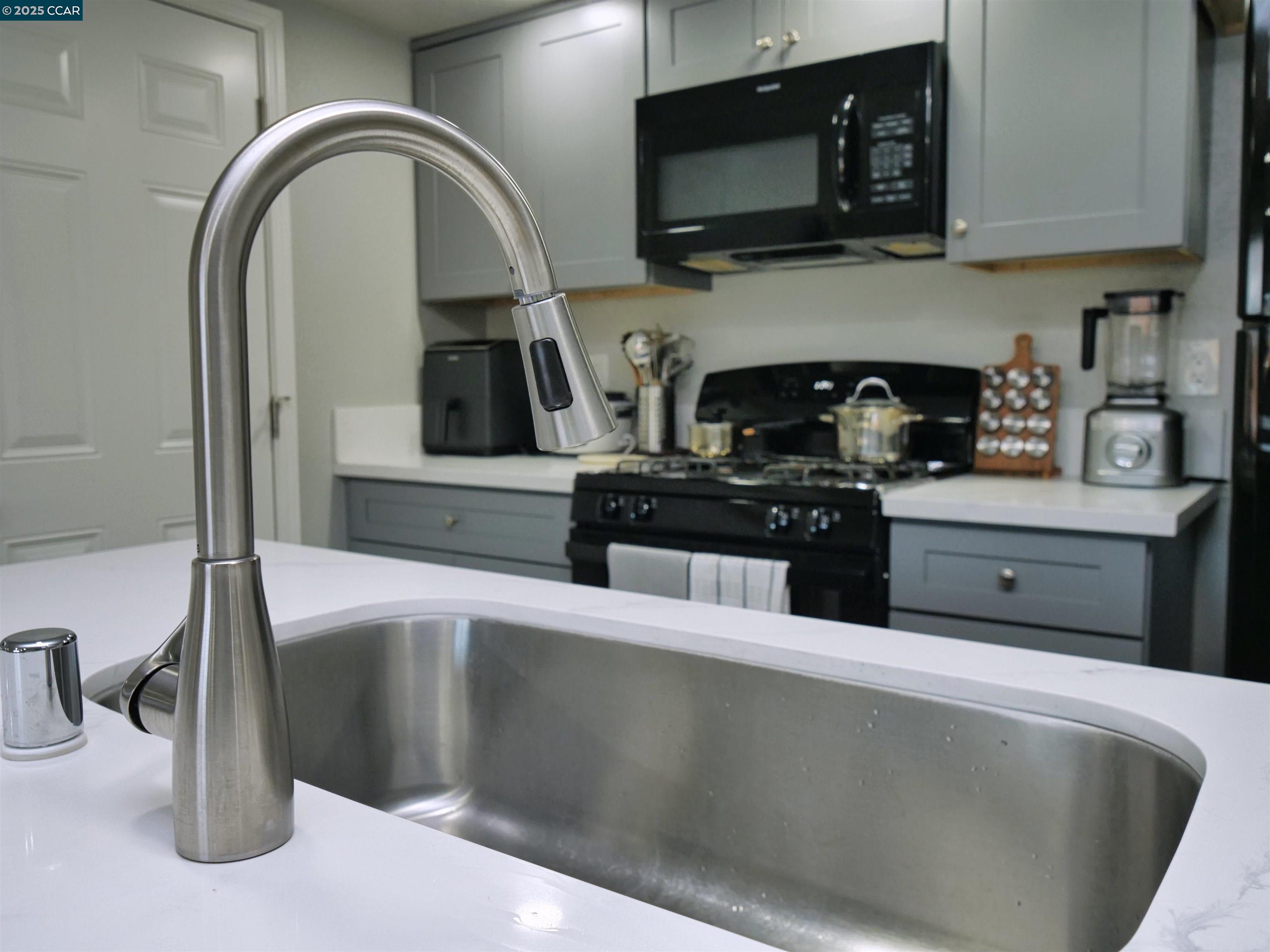 Detail Gallery Image 27 of 32 For 1485 Eastwood Avenue, Manteca,  CA 95336 - – Beds | – Baths