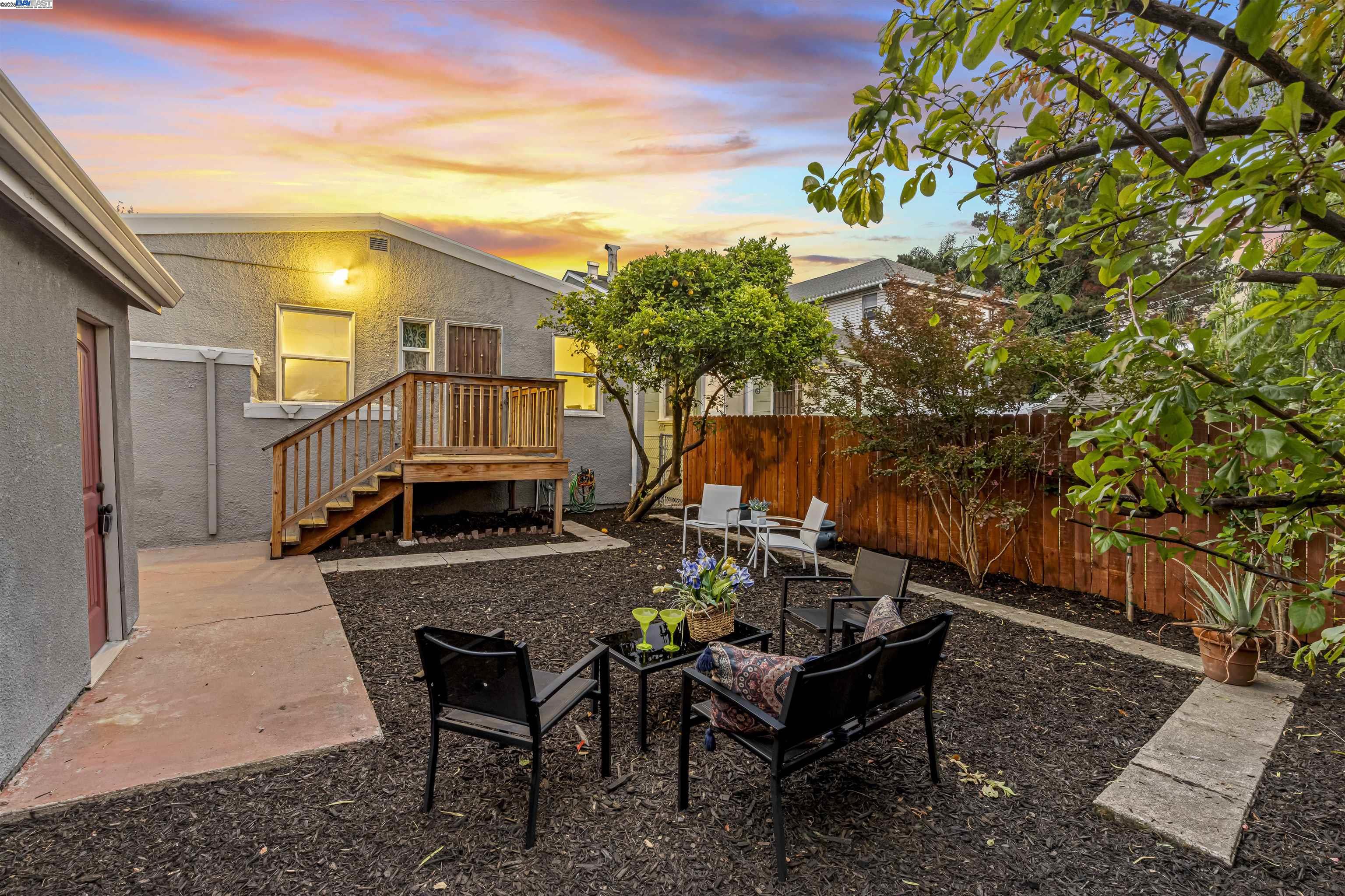 Detail Gallery Image 29 of 32 For 9937 Dante Ave, Oakland,  CA 94603 - 2 Beds | 1 Baths