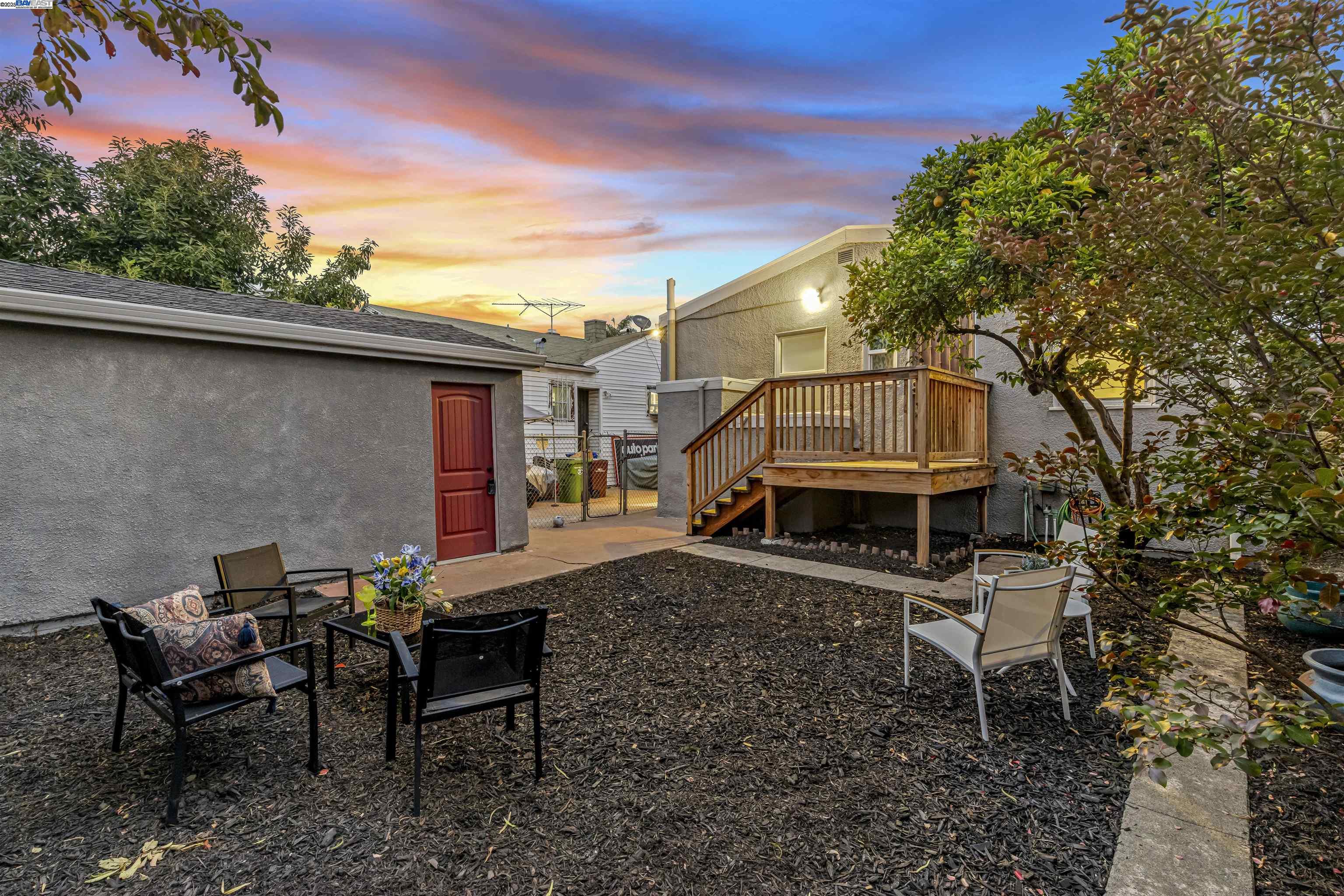 Detail Gallery Image 30 of 32 For 9937 Dante Ave, Oakland,  CA 94603 - 2 Beds | 1 Baths