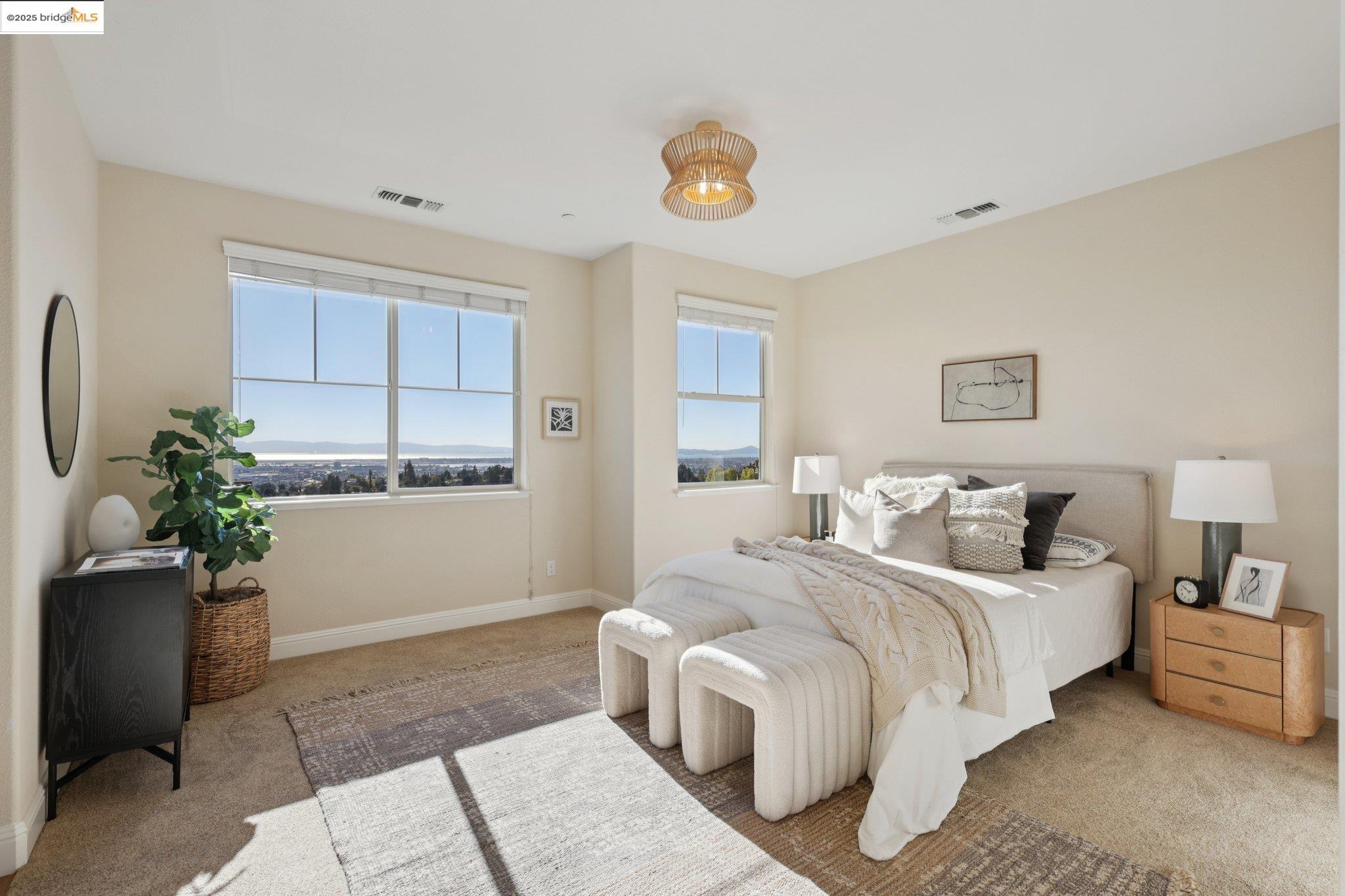 Detail Gallery Image 27 of 55 For 6472 Bayview Dr, Oakland,  CA 94605 - 4 Beds | 3 Baths