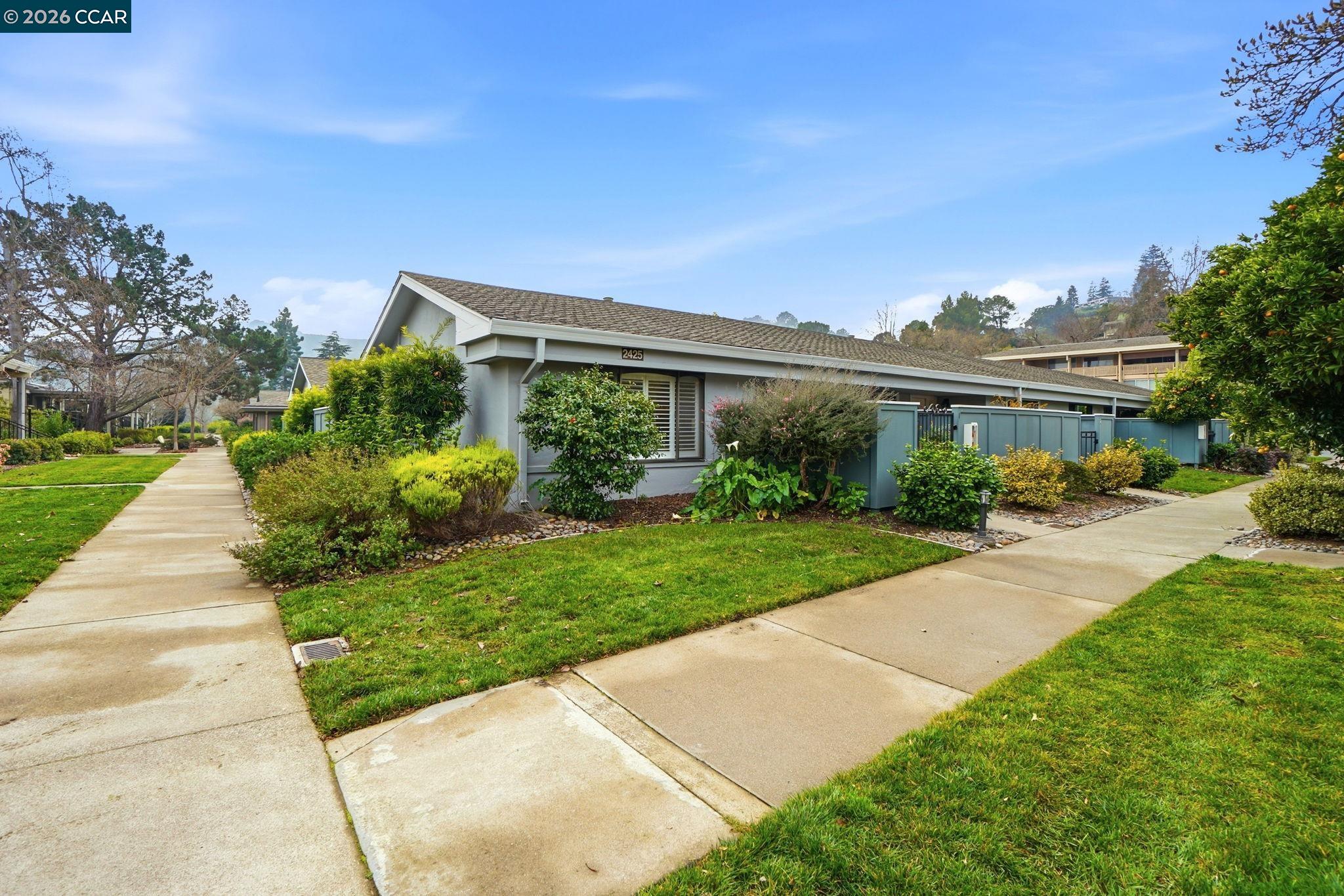 Photo #2: 41116360 Listing: Photo #2