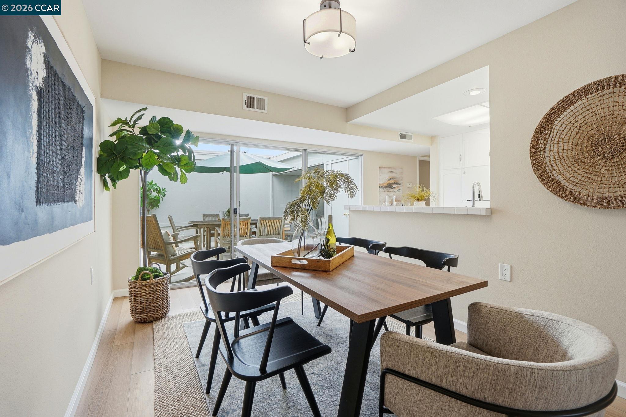 Photo #12: 41116360 Listing: Photo #12