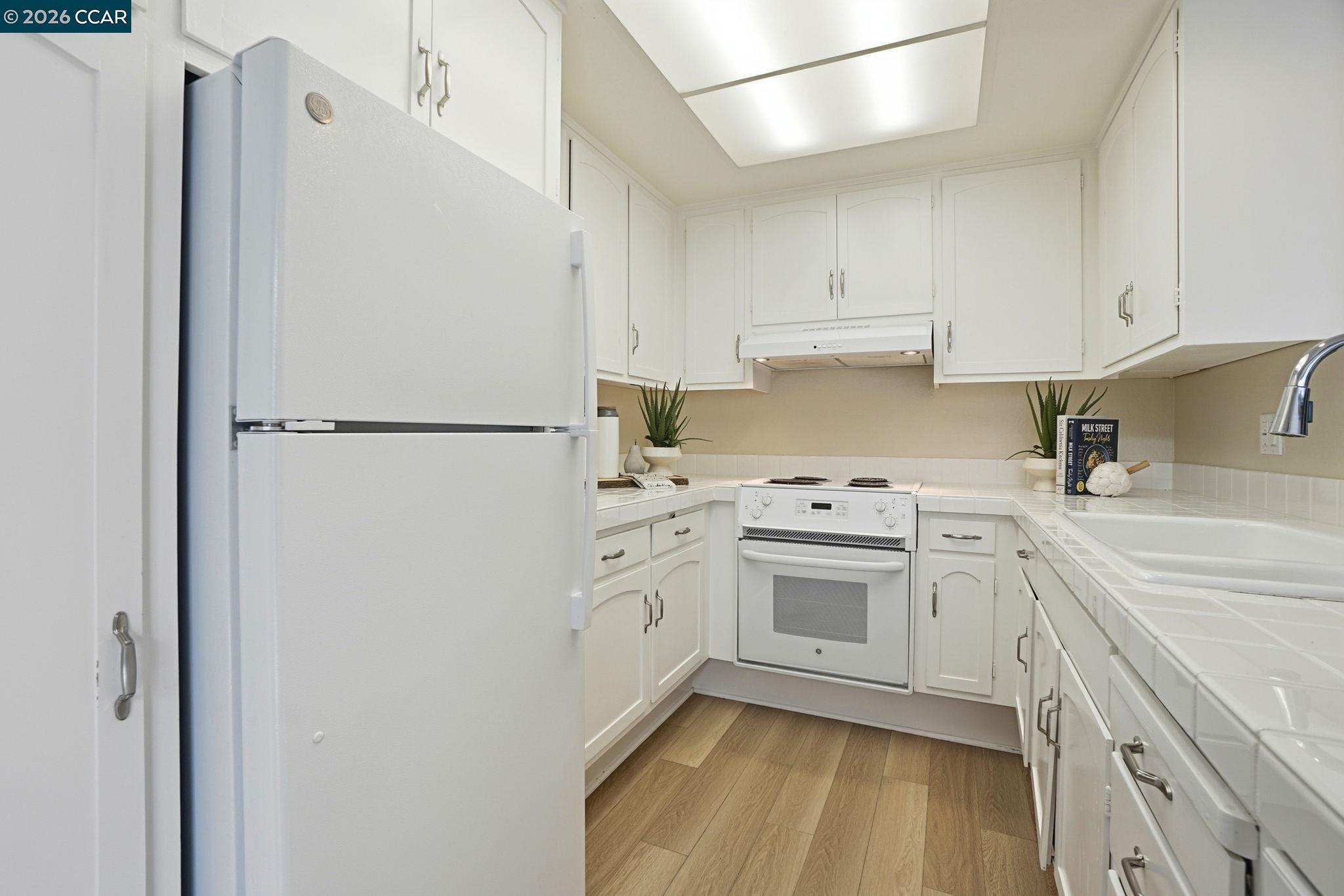 Photo #16: 41116360 Listing: Photo #16