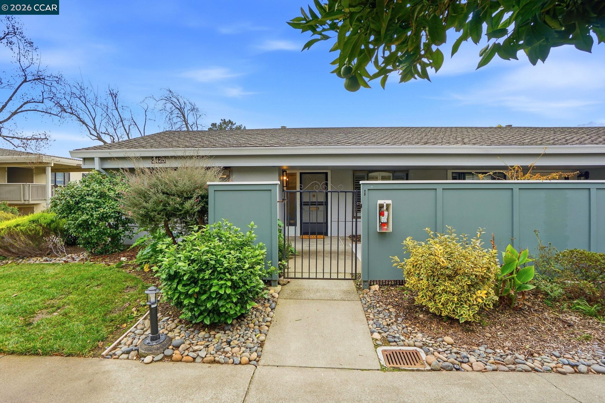 Photo #3: 41116360 Listing: Photo #3