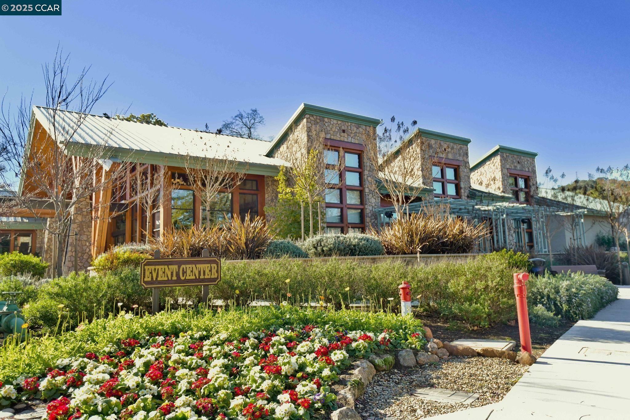 Detail Gallery Image 36 of 43 For 2425 Pine Knoll Dr #1,  Walnut Creek,  CA 94595 - 2 Beds | 1 Baths