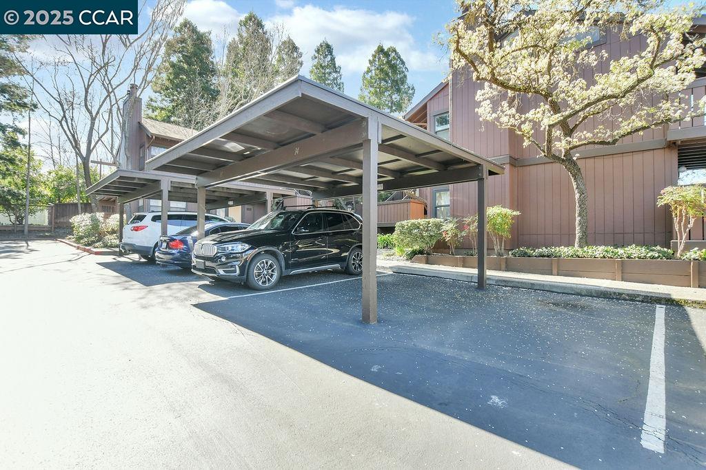 Detail Gallery Image 23 of 25 For 896 Camelback Place, Pleasant Hill,  CA 94523-1223 - 2 Beds | 2 Baths