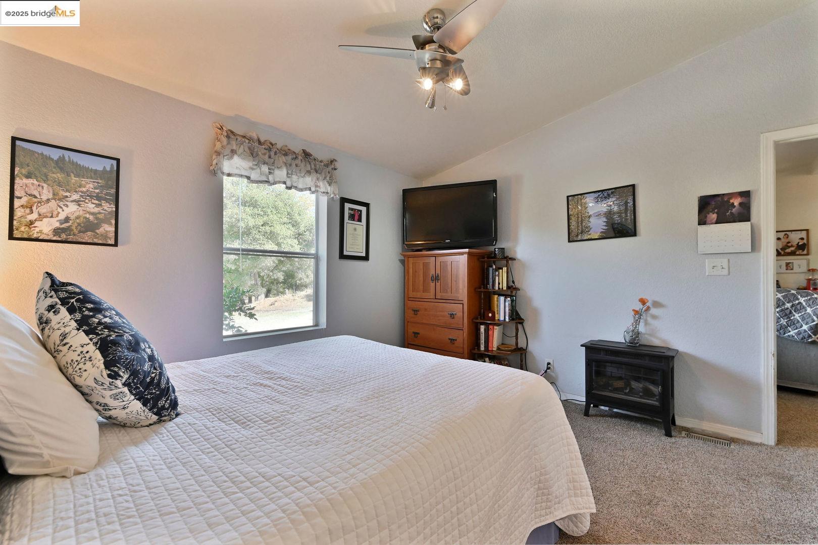 Detail Gallery Image 13 of 60 For 3770 Sheep Ranch Rd, Murphys,  CA 95247 - 4 Beds | 3 Baths