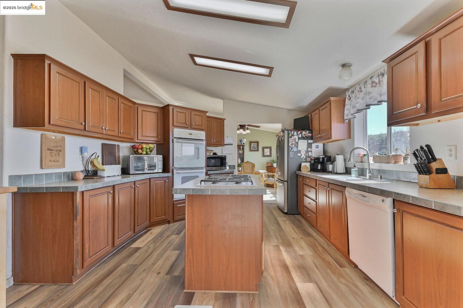 Detail Gallery Image 17 of 60 For 3770 Sheep Ranch Rd, Murphys,  CA 95247 - 4 Beds | 3 Baths