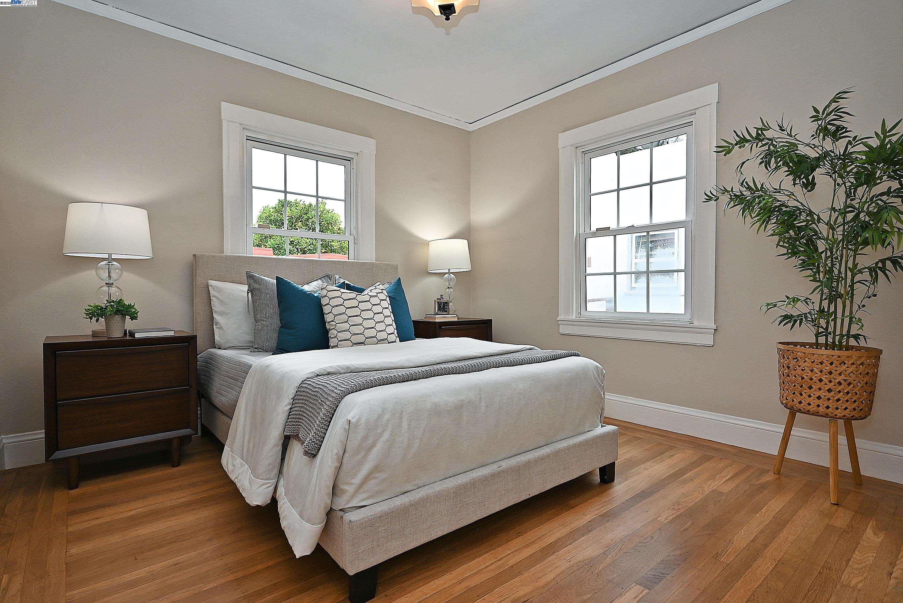 Detail Gallery Image 18 of 45 For 3044 58th Ave, Oakland,  CA 94605 - 2 Beds | 1 Baths