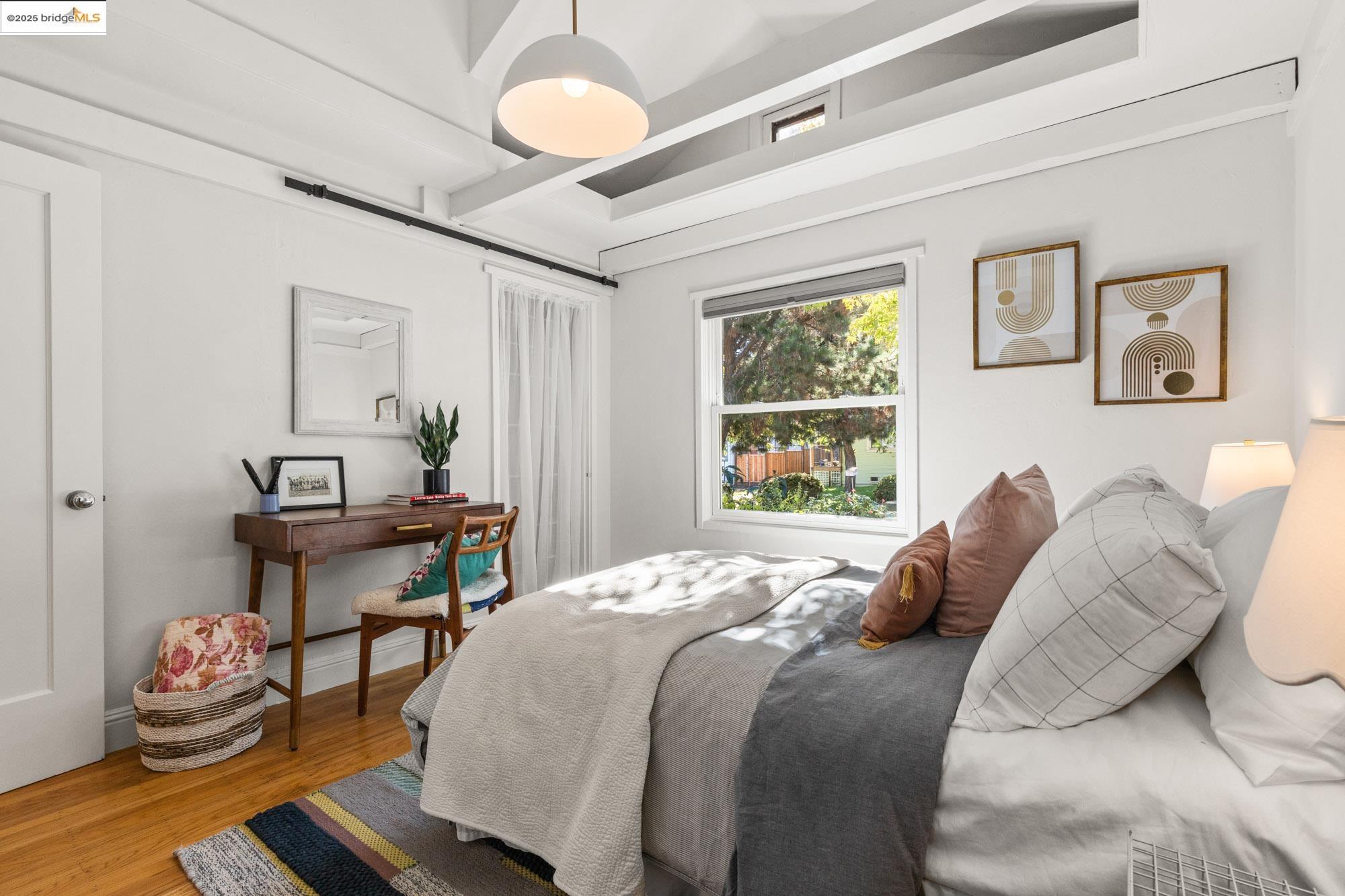 Detail Gallery Image 12 of 55 For 7916 Earl St, Oakland,  CA 94605 - 2 Beds | 2 Baths