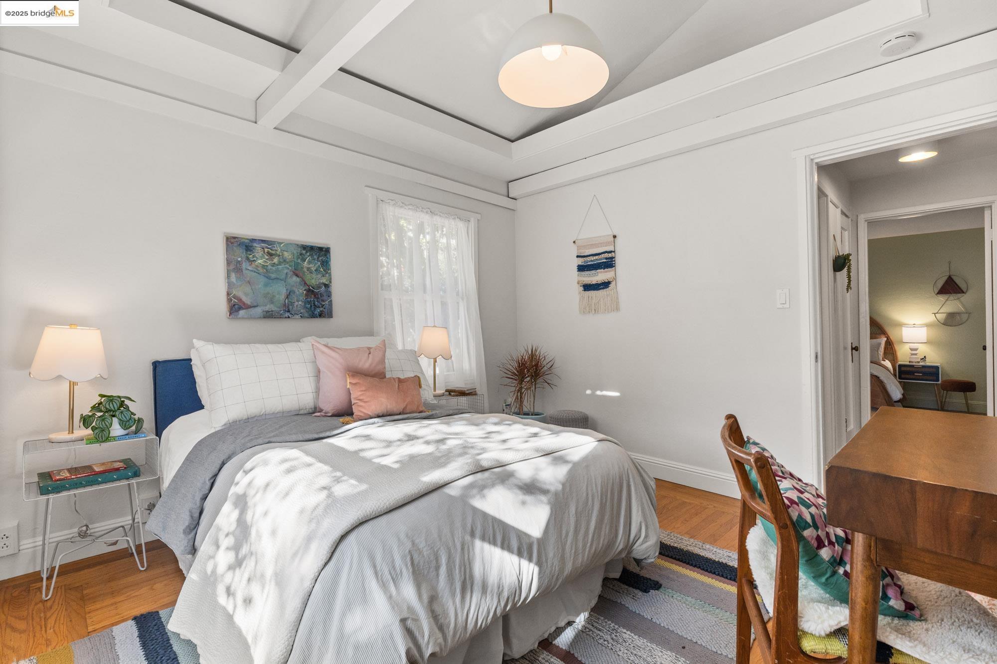 Detail Gallery Image 13 of 55 For 7916 Earl St, Oakland,  CA 94605 - 2 Beds | 2 Baths