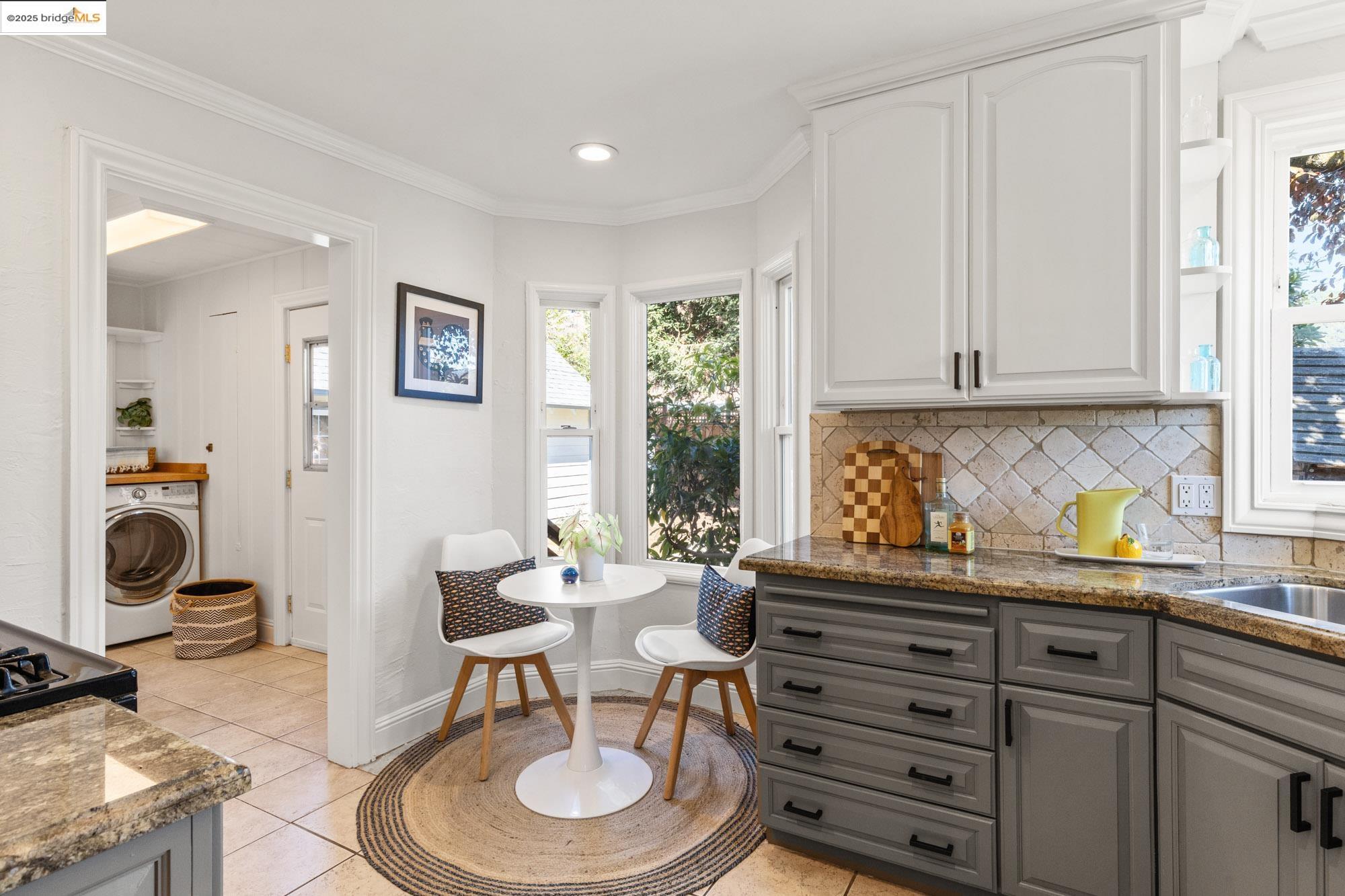 Detail Gallery Image 20 of 55 For 7916 Earl St, Oakland,  CA 94605 - 2 Beds | 2 Baths