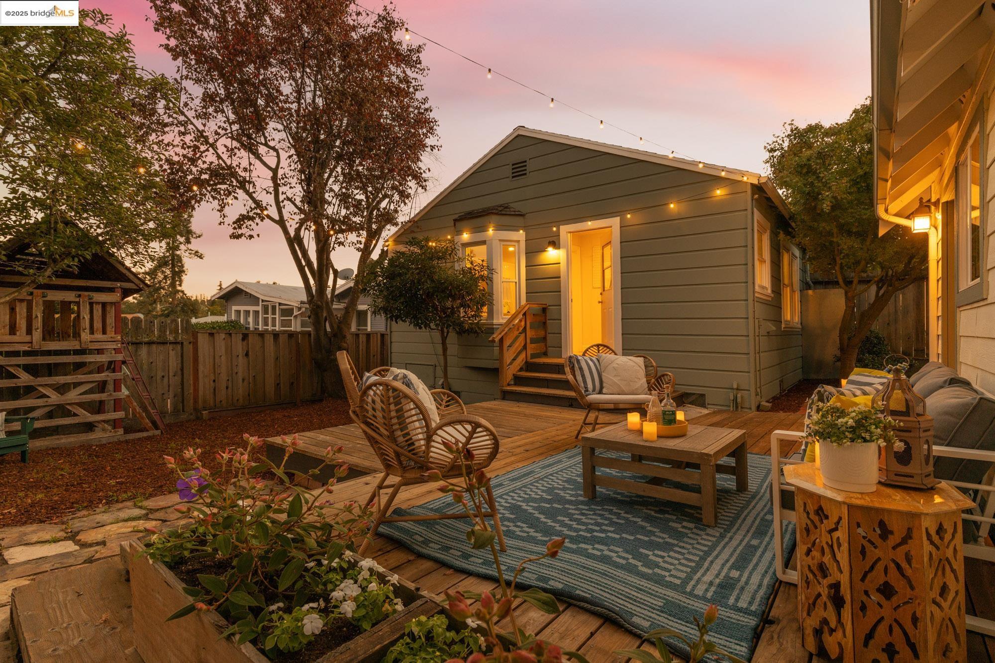 Detail Gallery Image 55 of 55 For 7916 Earl St, Oakland,  CA 94605 - 2 Beds | 2 Baths