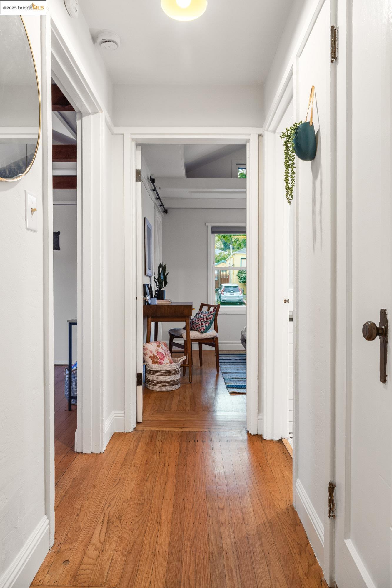 Detail Gallery Image 10 of 55 For 7916 Earl St, Oakland,  CA 94605 - 2 Beds | 2 Baths