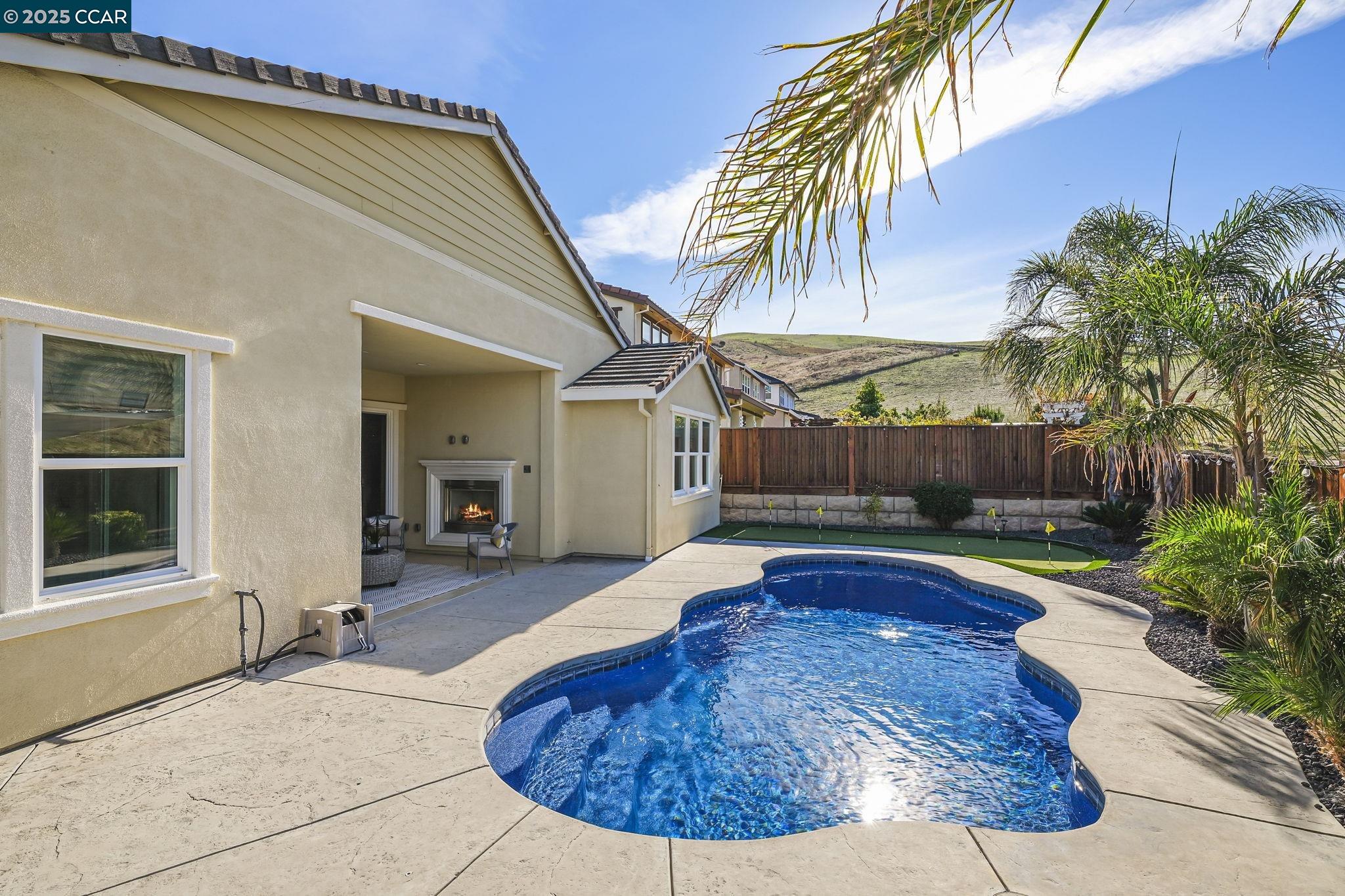 Detail Gallery Image 26 of 30 For 2968 Alves Ranch Rd, Pittsburg,  CA 94565 - 3 Beds | 2/1 Baths