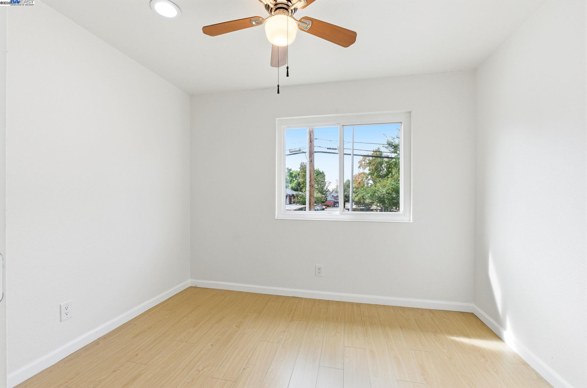 Detail Gallery Image 16 of 26 For 38618 Royal Ann Cmn, Fremont,  CA 94536 - 3 Beds | 2 Baths