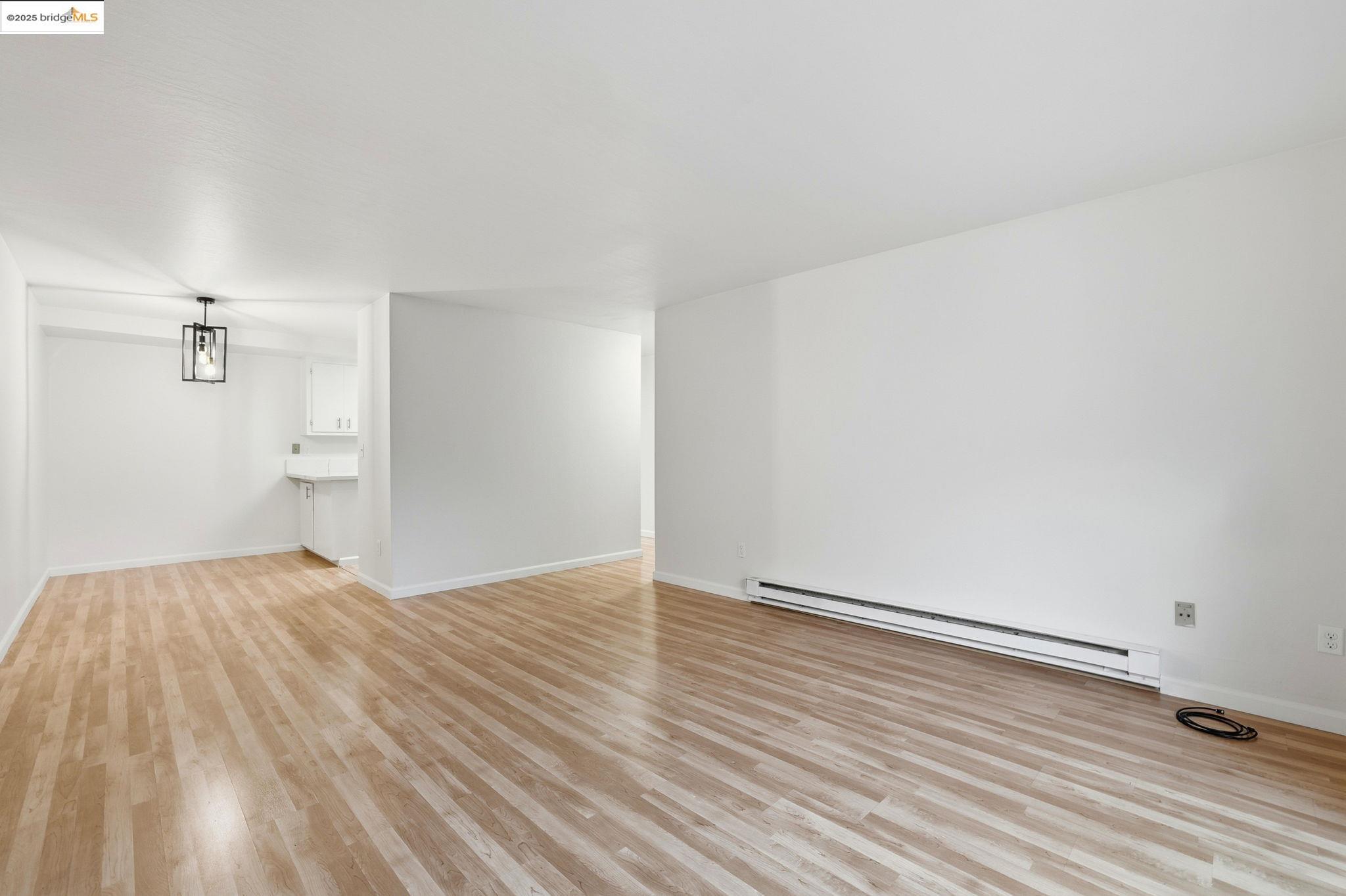 Detail Gallery Image 2 of 28 For 1760 Halford #167,  Santa Clara,  CA 95051 - 1 Beds | 1 Baths