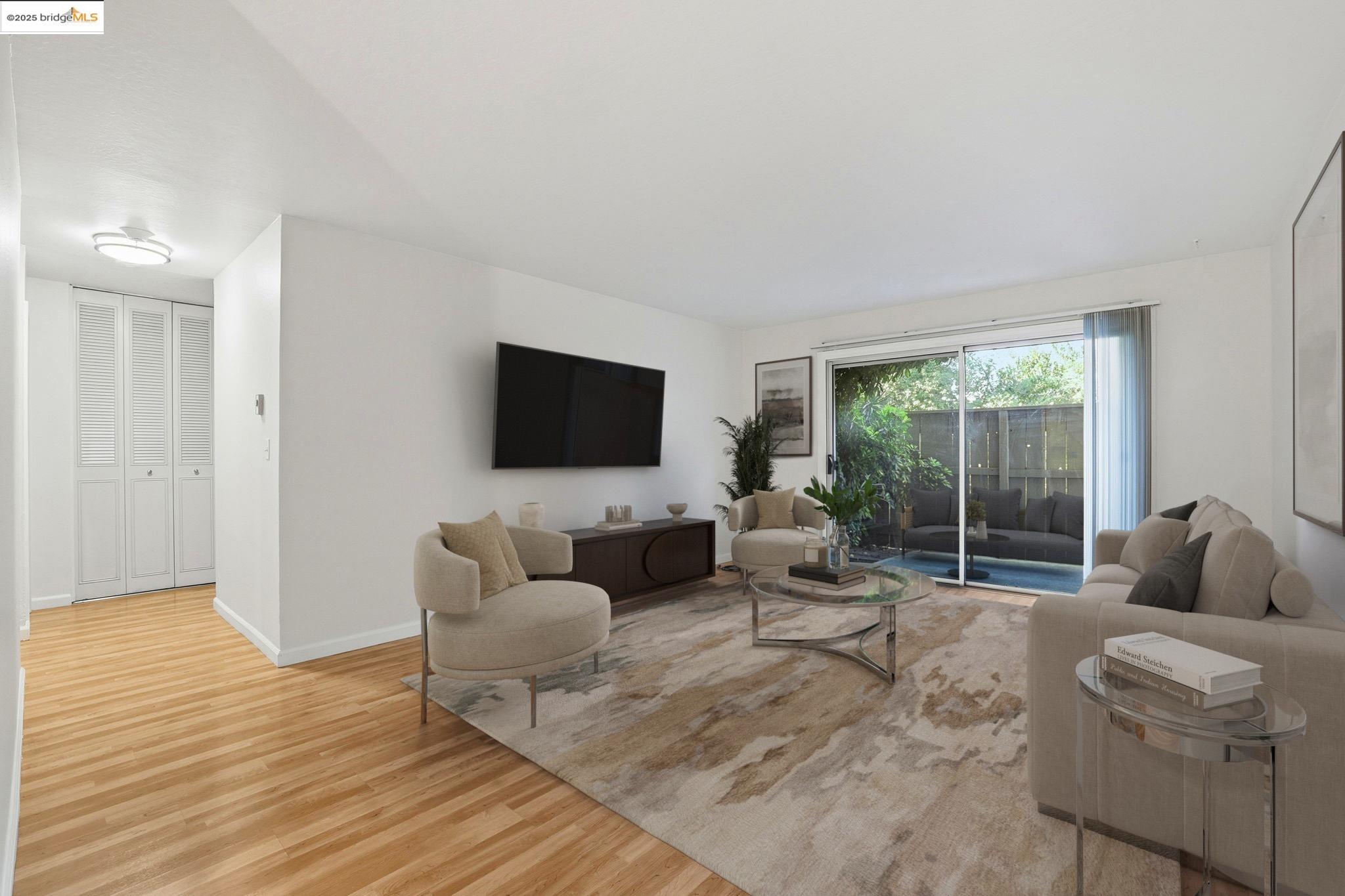 Detail Gallery Image 3 of 28 For 1760 Halford #167,  Santa Clara,  CA 95051 - 1 Beds | 1 Baths