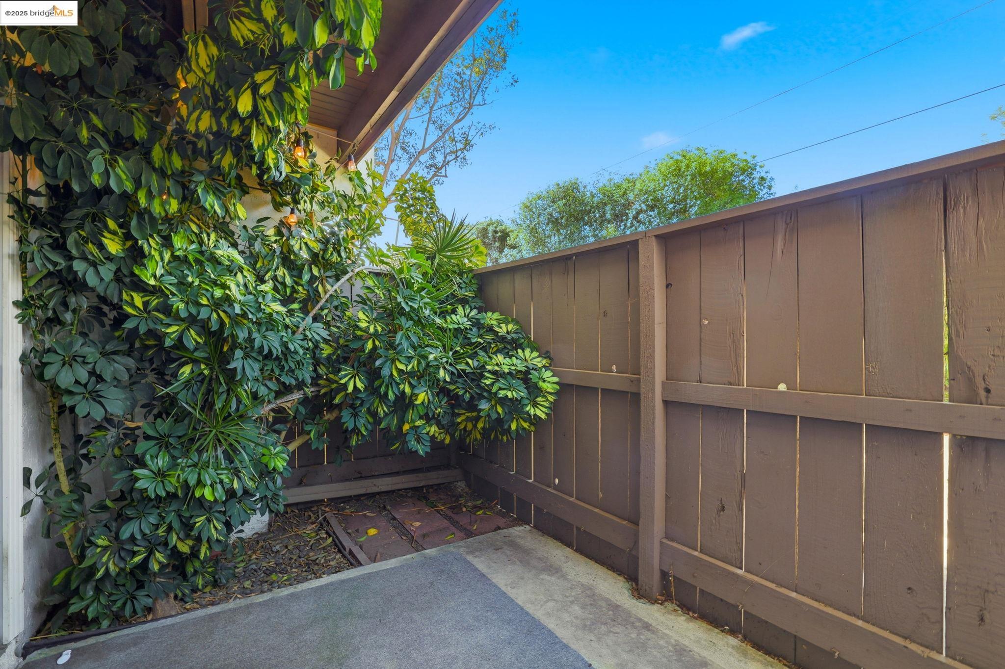 Detail Gallery Image 20 of 28 For 1760 Halford #167,  Santa Clara,  CA 95051 - 1 Beds | 1 Baths