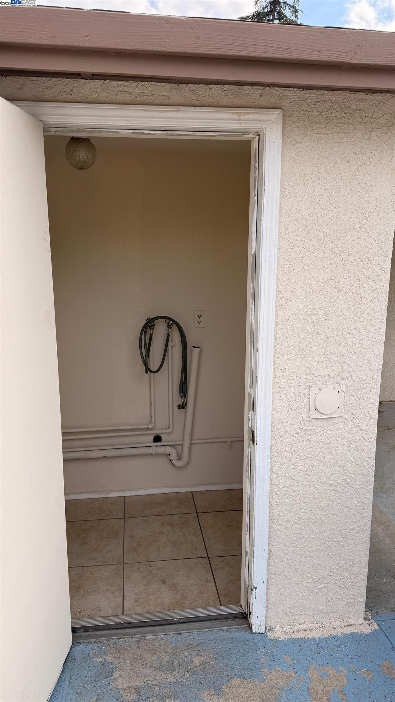 Detail Gallery Image 14 of 32 For 825 E Colton Ave, –,  CA 92374 - 3 Beds | 2 Baths