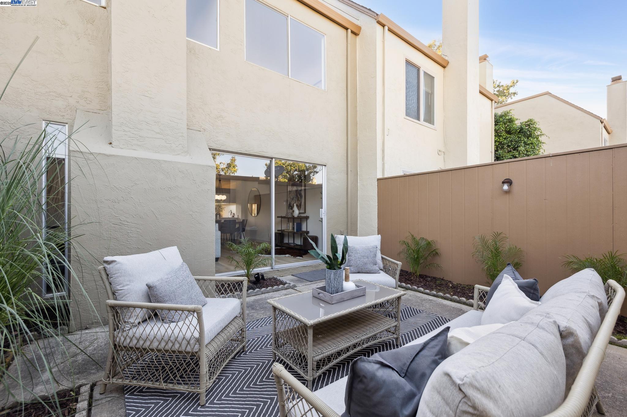 Detail Gallery Image 35 of 38 For 3032 Linda Vista, Alameda,  CA 94502 - 3 Beds | 1/1 Baths