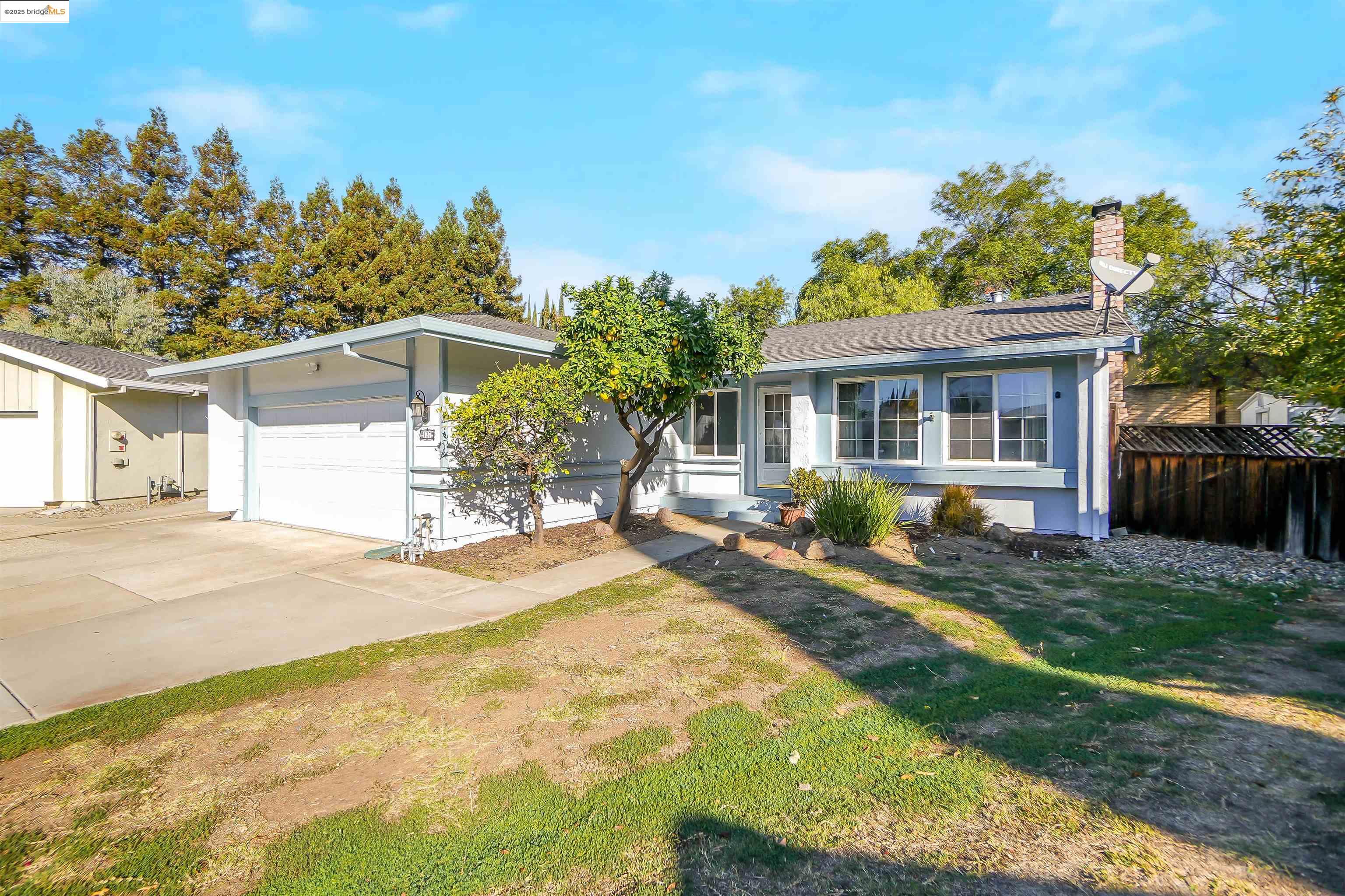 Front Image Thumbnail for EB41116391