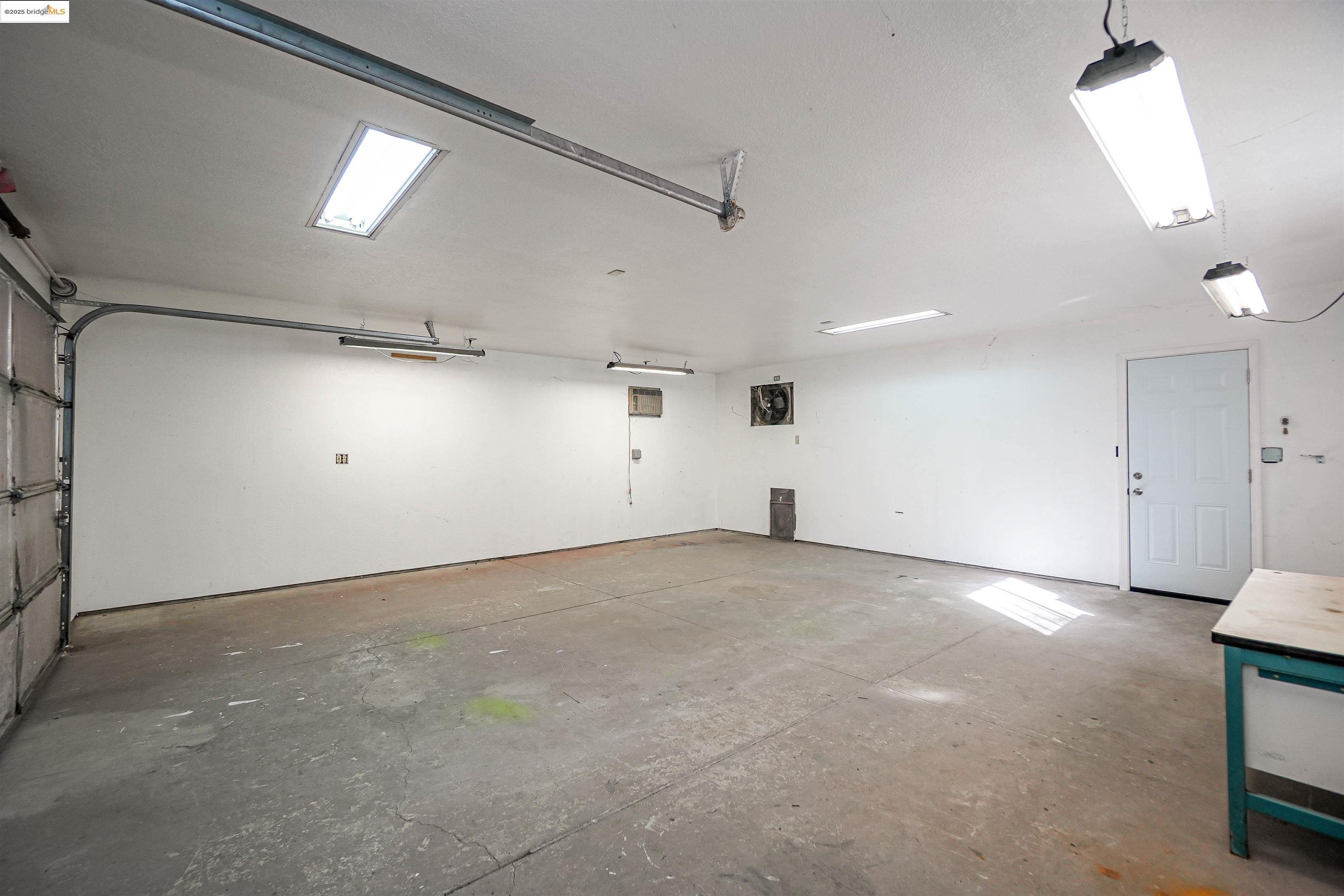 Detail Gallery Image 45 of 57 For 127 Meadwell Ct, San Jose,  CA 95138 - 3 Beds | 2 Baths