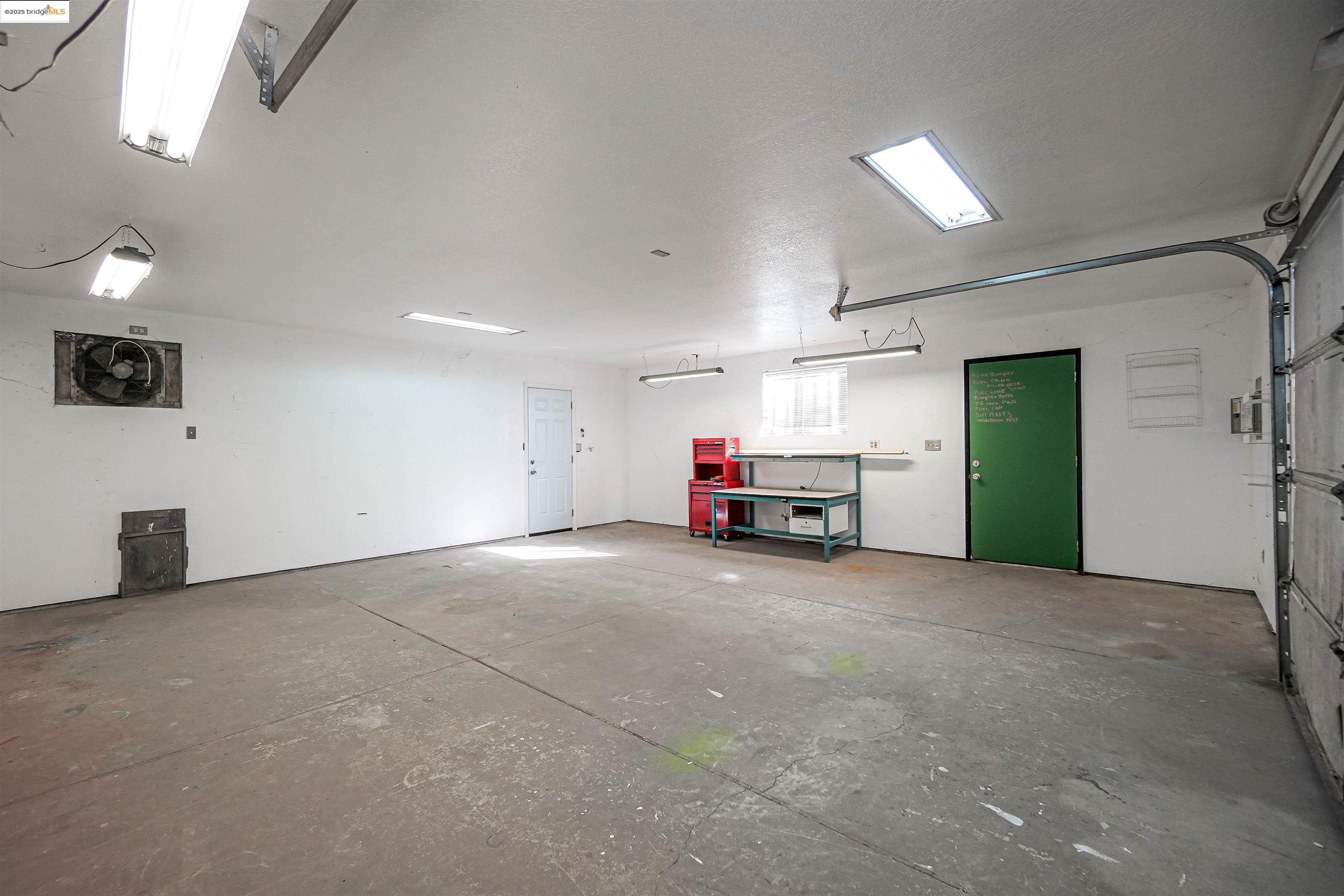 Detail Gallery Image 46 of 57 For 127 Meadwell Ct, San Jose,  CA 95138 - 3 Beds | 2 Baths