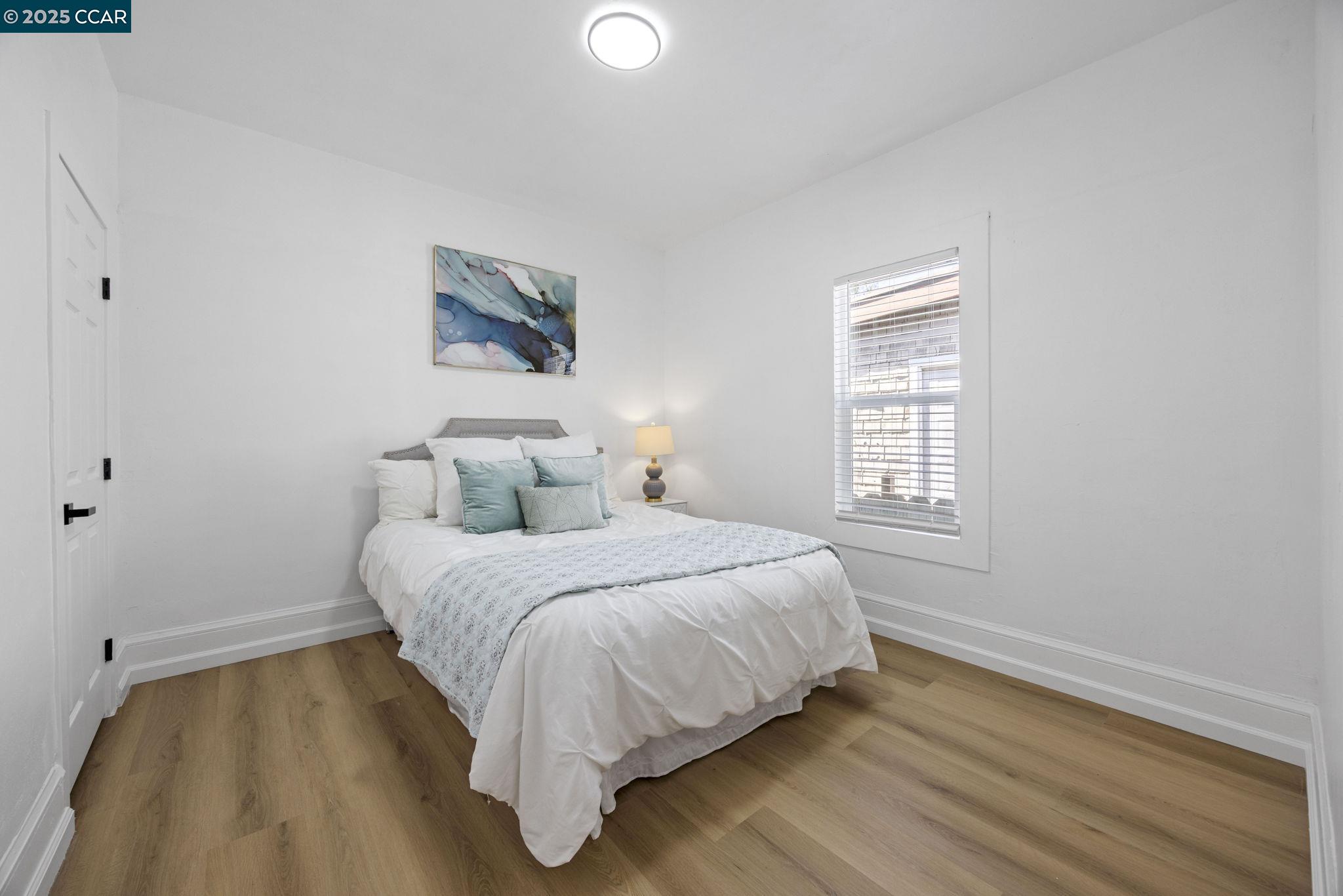 Detail Gallery Image 14 of 37 For 1535 38th Ave, Oakland,  CA 94601 - 4 Beds | 2 Baths