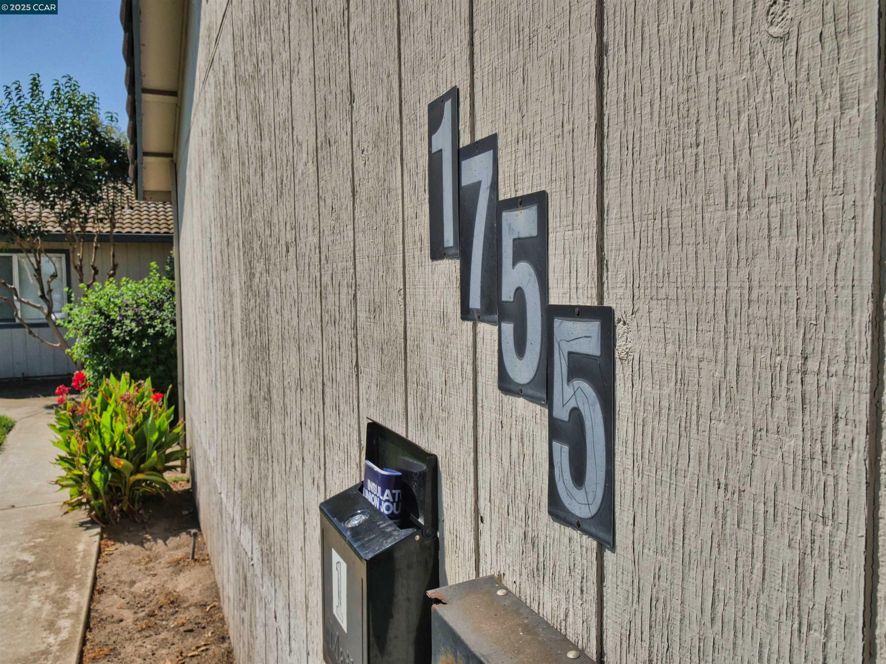 Detail Gallery Image 2 of 38 For 1755 Crestwood Avenue, Manteca,  CA 95336 - – Beds | – Baths