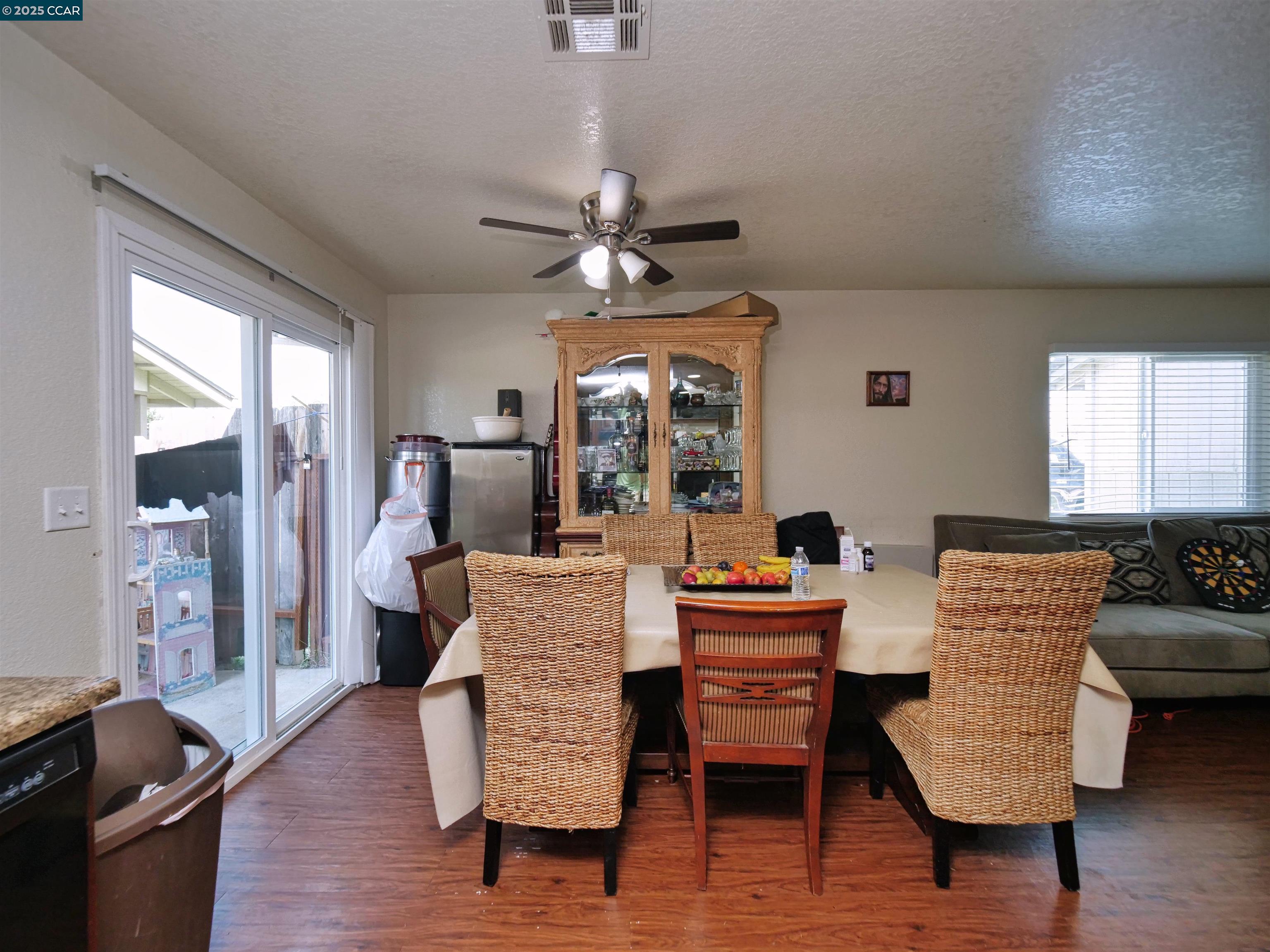 Detail Gallery Image 16 of 38 For 1755 Crestwood Avenue, Manteca,  CA 95336 - – Beds | – Baths