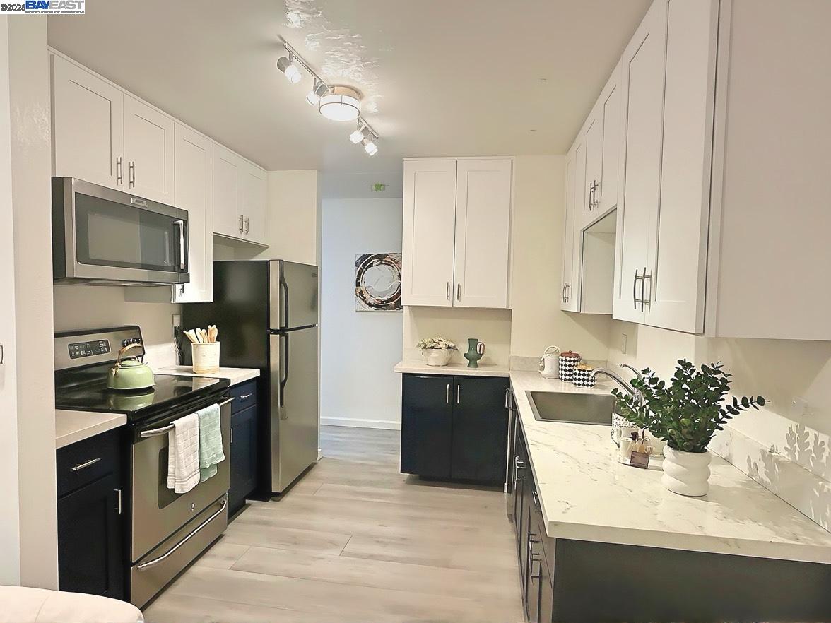 Detail Gallery Image 8 of 24 For 1730 Halford Ave #152,  Santa Clara,  CA 95051 - 1 Beds | 1 Baths