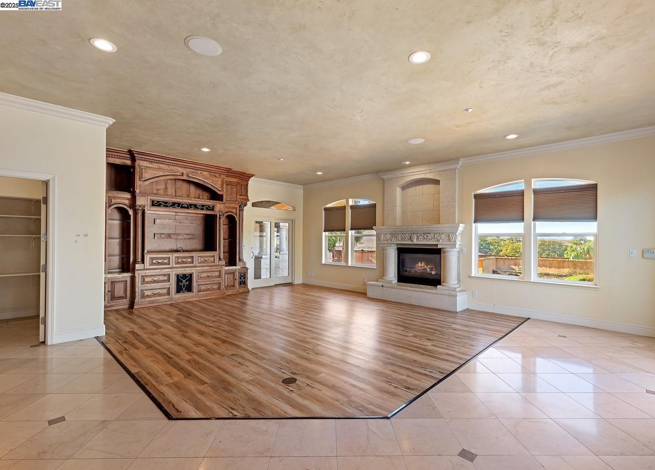 Detail Gallery Image 15 of 59 For 7210 Johnston Rd, Pleasanton,  CA 94588 - 5 Beds | 4/2 Baths