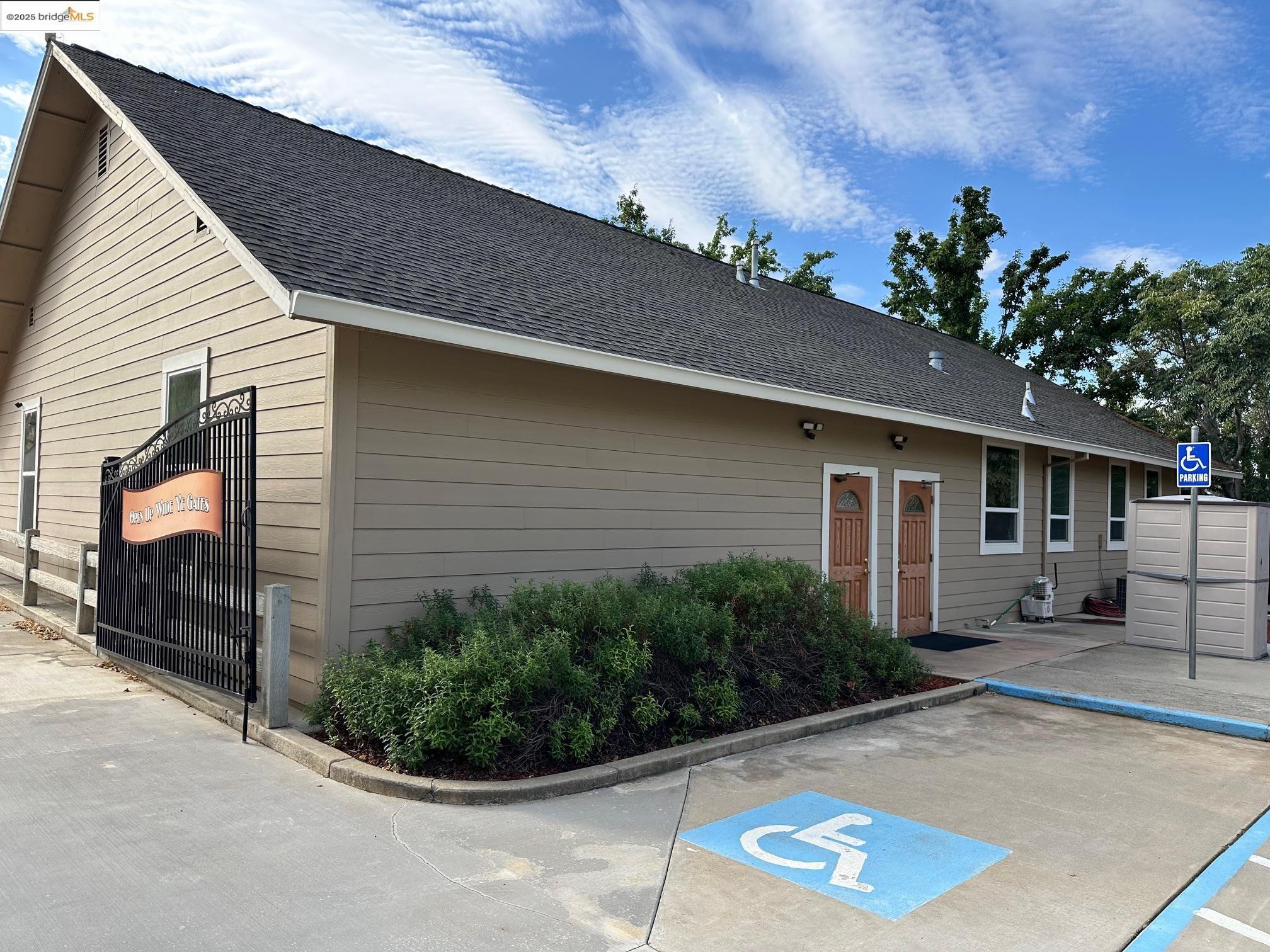 Detail Gallery Image 4 of 20 For 5033 Main Street, Coulterville,  CA 95311 - 0 Beds | 2 Baths