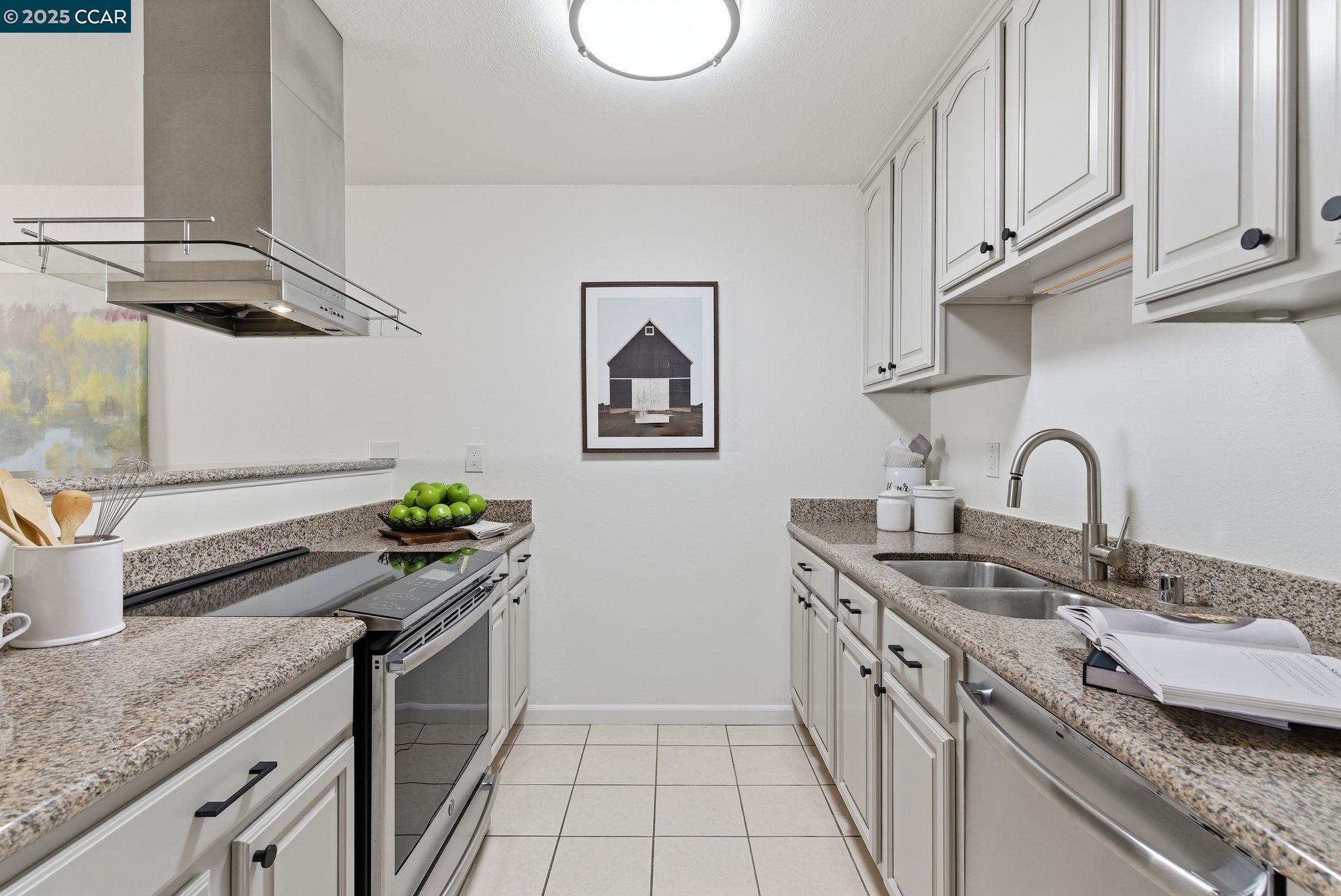 Detail Gallery Image 11 of 27 For 1858 Pomar Way, Walnut Creek,  CA 94598 - 2 Beds | 1 Baths