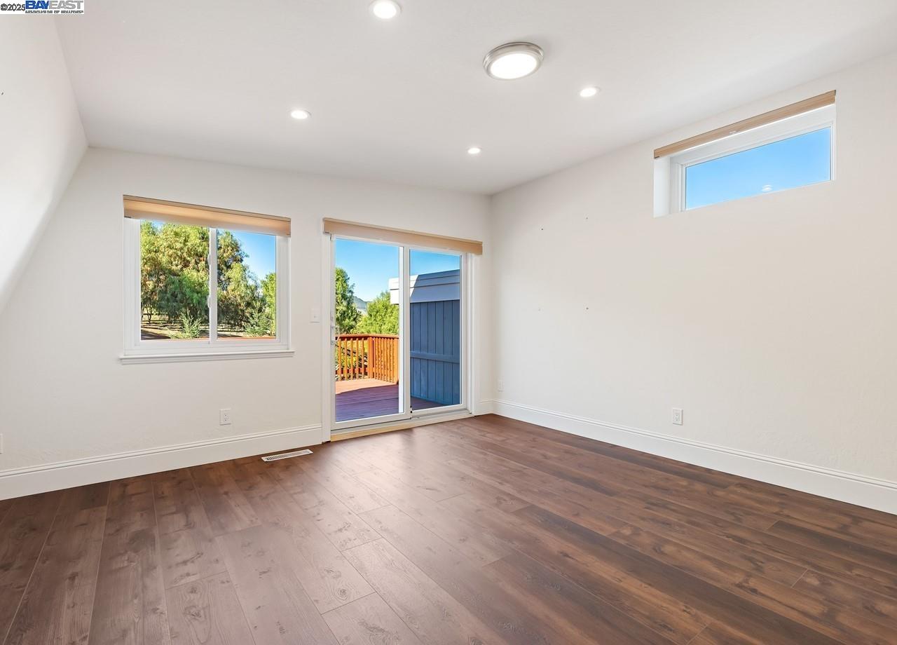 Detail Gallery Image 36 of 58 For 1400 Lawrence Rd, Danville,  CA 94506 - 6 Beds | 4/1 Baths