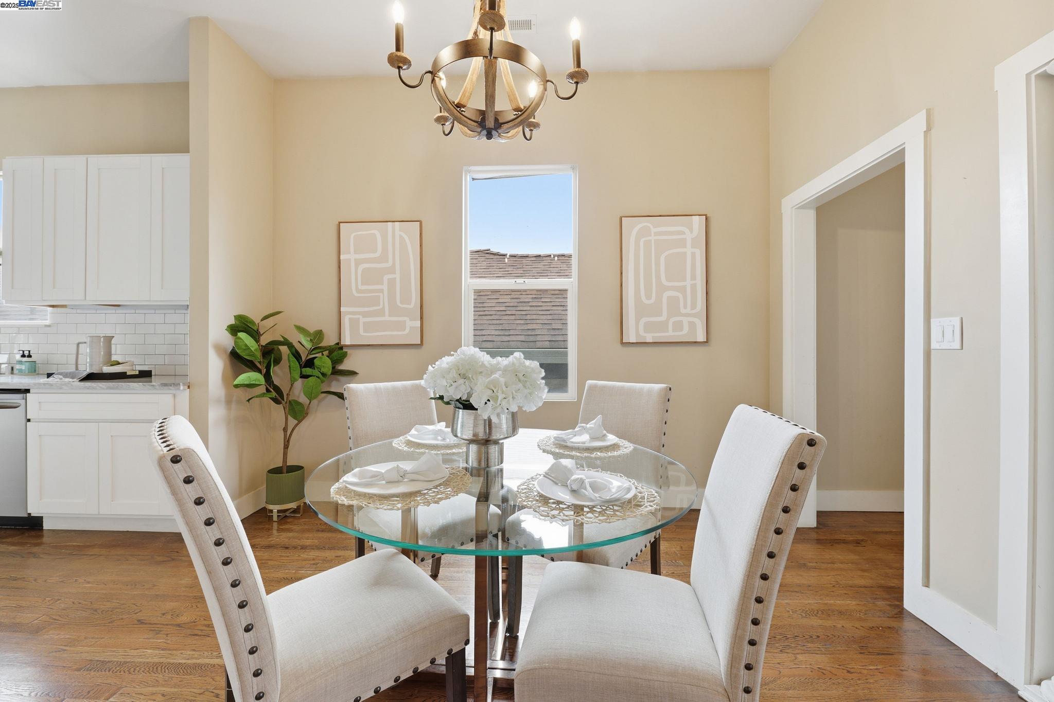 Detail Gallery Image 20 of 41 For 2417 Linden Sreet, Oakland,  CA 94607-2928 - 4 Beds | 2 Baths