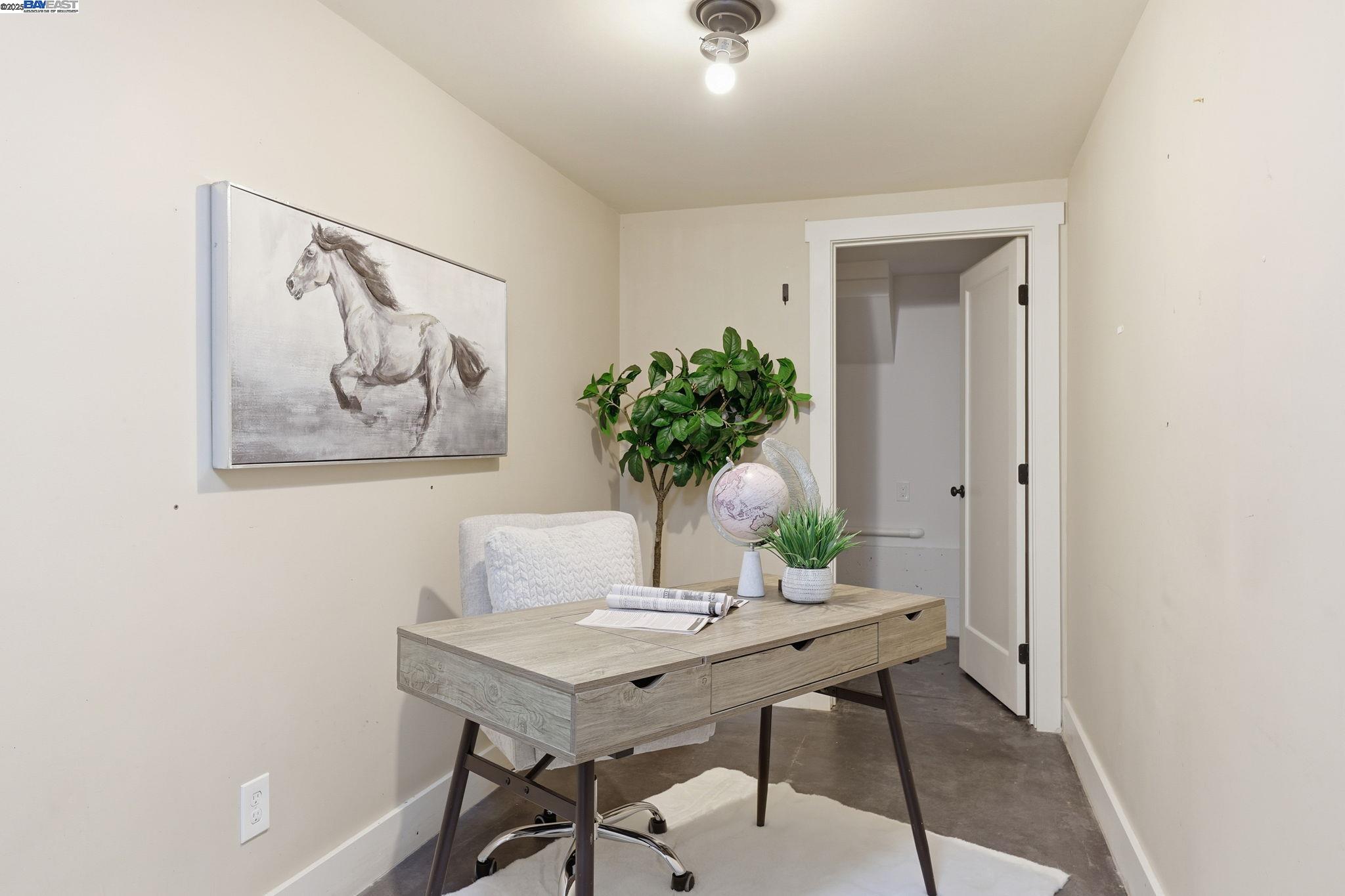 Detail Gallery Image 23 of 41 For 2417 Linden Sreet, Oakland,  CA 94607-2928 - 4 Beds | 2 Baths