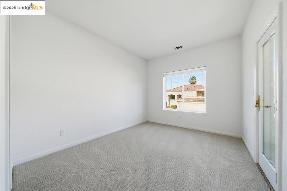 Detail Gallery Image 37 of 53 For 5350 Fernbank Dr, Concord,  CA 94521 - 5 Beds | 3/1 Baths