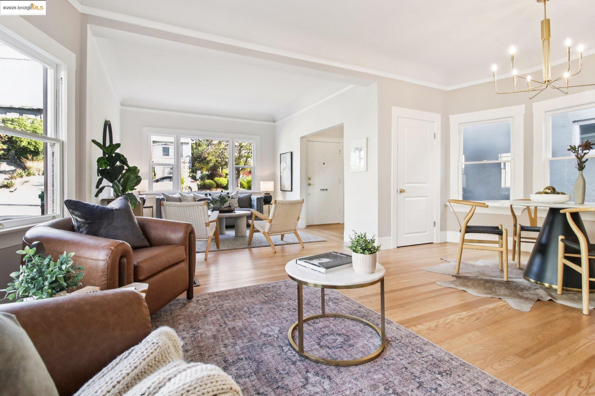 Detail Gallery Image 15 of 40 For 5361 Thomas Ave, Oakland,  CA 94618 - 2 Beds | 1 Baths