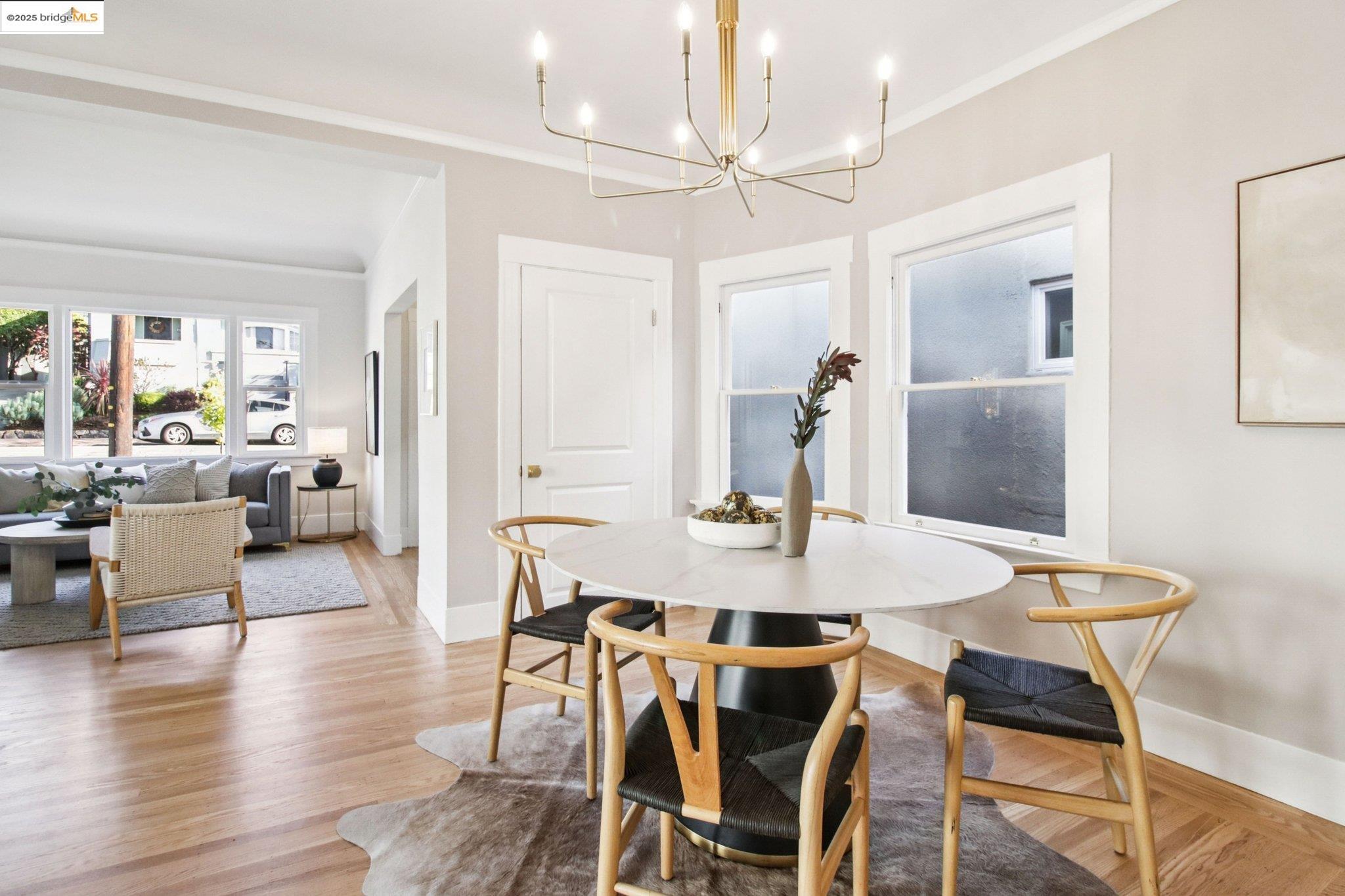 Detail Gallery Image 16 of 40 For 5361 Thomas Ave, Oakland,  CA 94618 - 2 Beds | 1 Baths