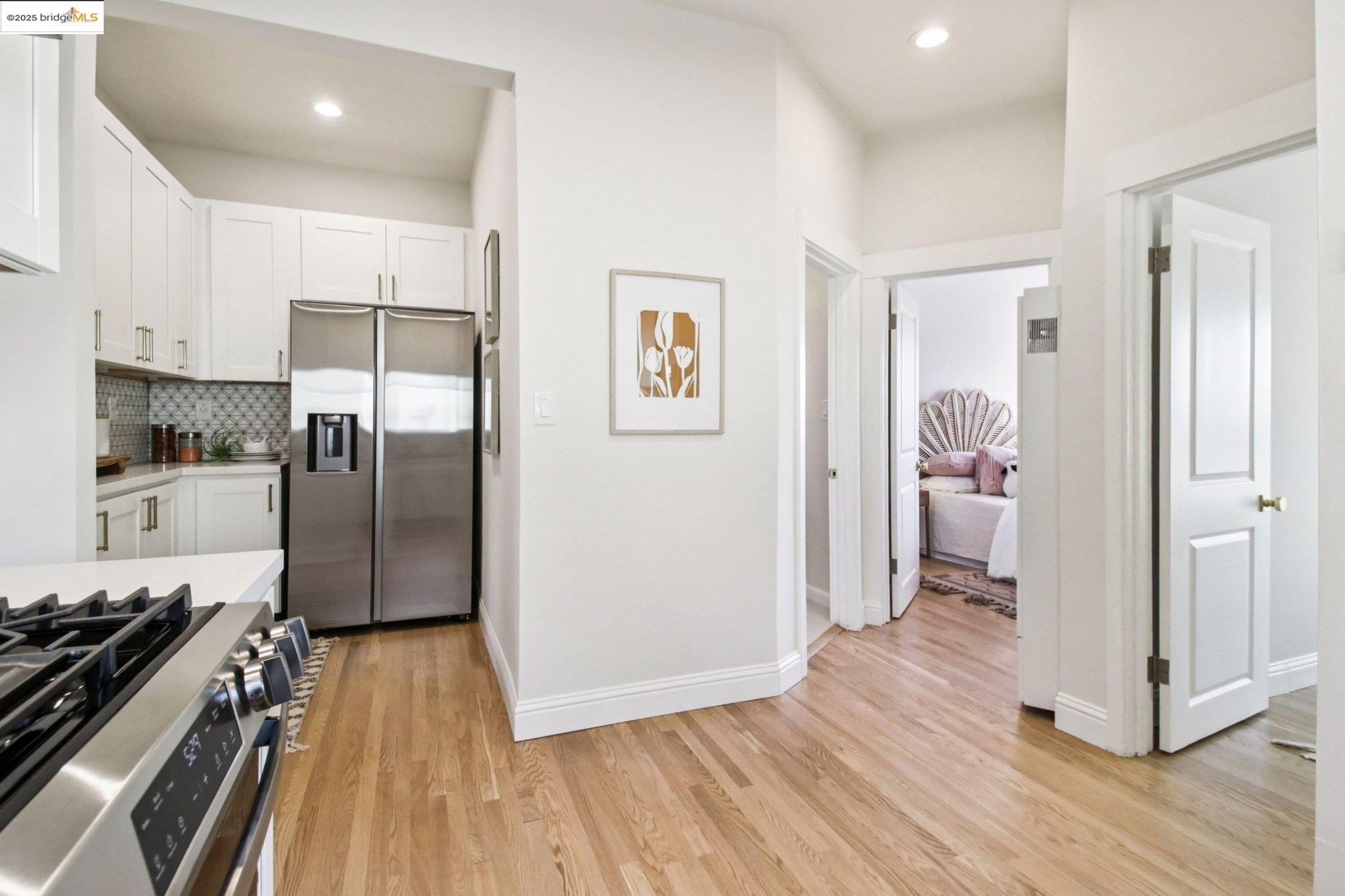 Detail Gallery Image 24 of 40 For 5361 Thomas Ave, Oakland,  CA 94618 - 2 Beds | 1 Baths