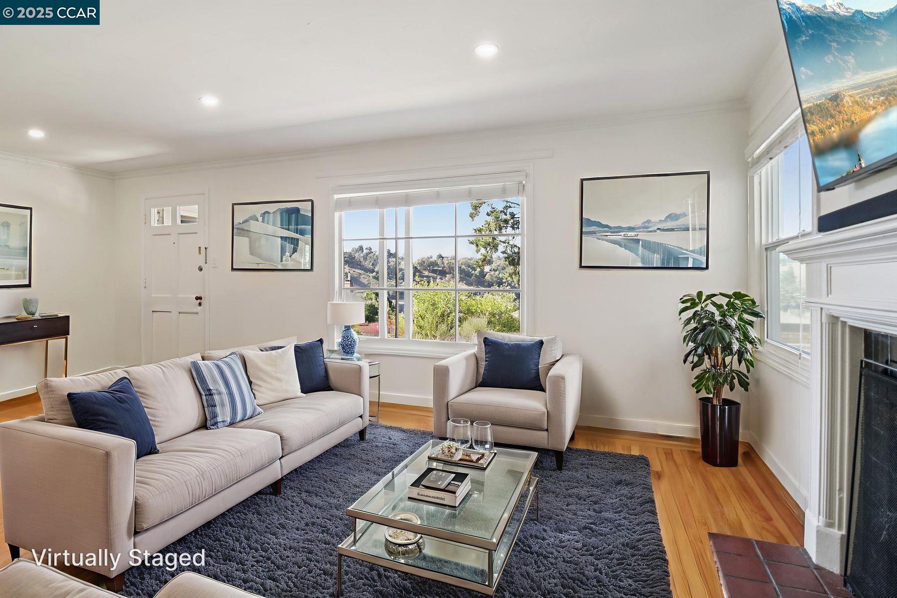 Detail Gallery Image 22 of 36 For 9 Clotilda Ct, Mill Valley,  CA 94941 - 5 Beds | 3 Baths