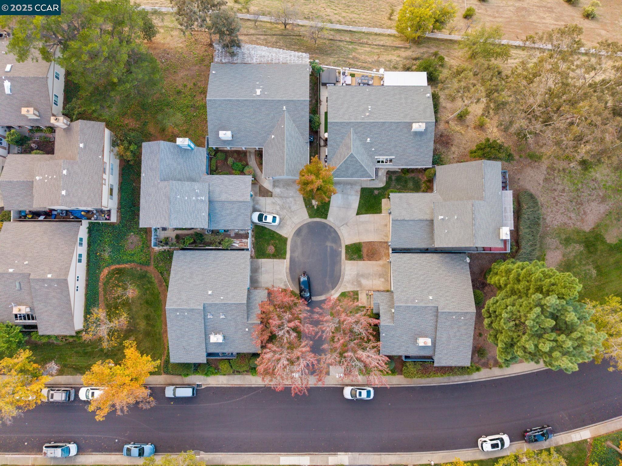 Detail Gallery Image 2 of 50 For 581 Mt Dell, Clayton,  CA 94517 - 4 Beds | 2 Baths
