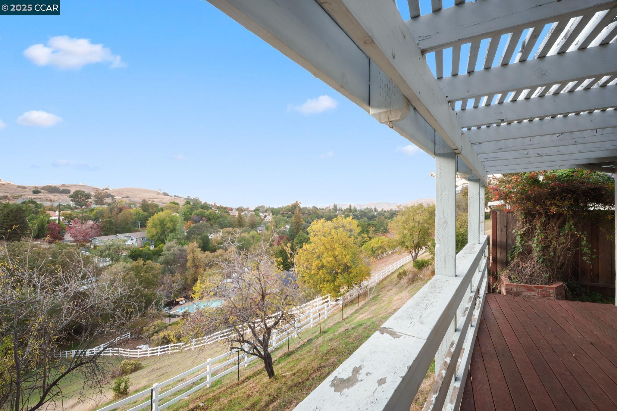 Detail Gallery Image 32 of 50 For 581 Mt Dell, Clayton,  CA 94517 - 4 Beds | 2 Baths